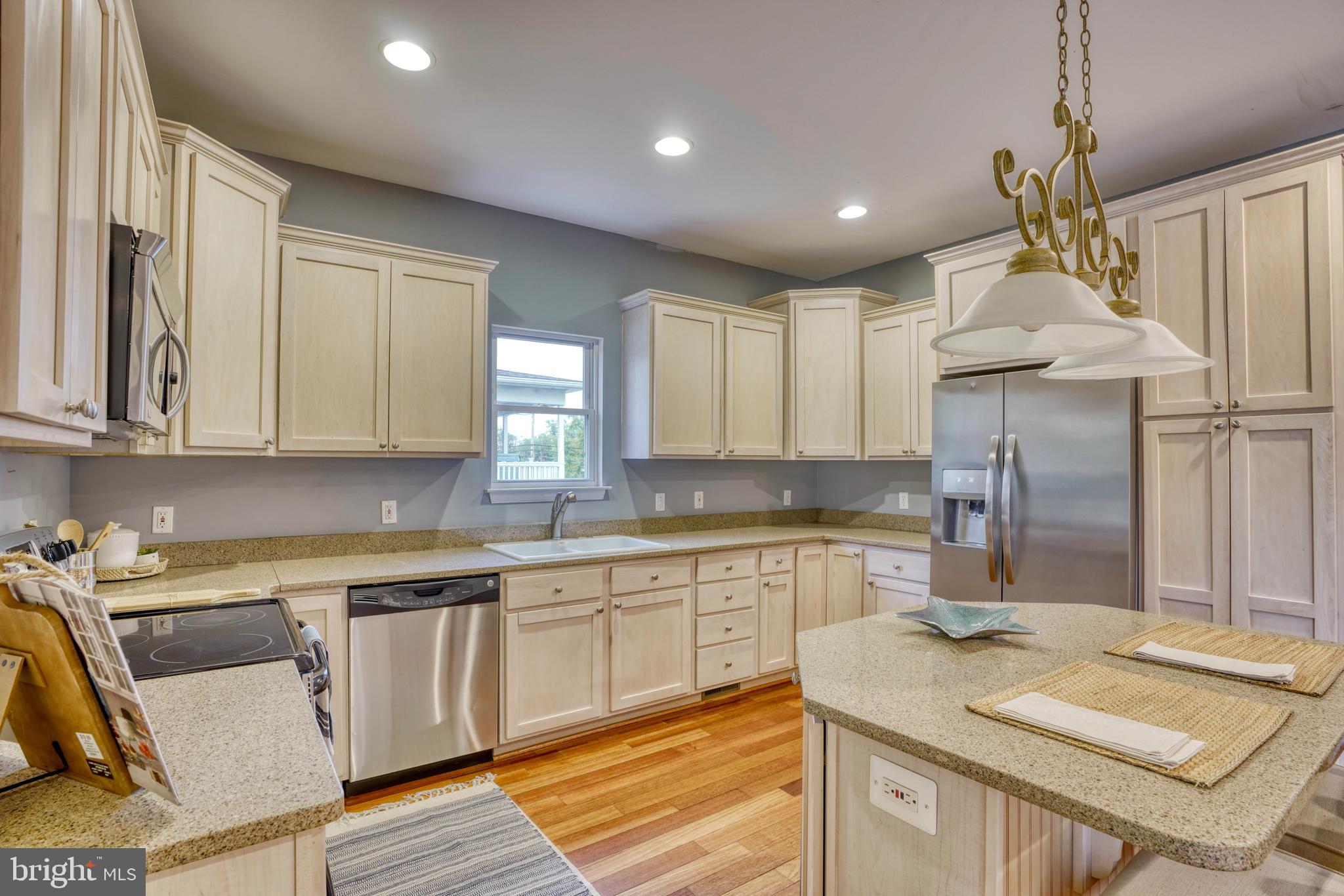 NORTH POINT TERRACE - Residential