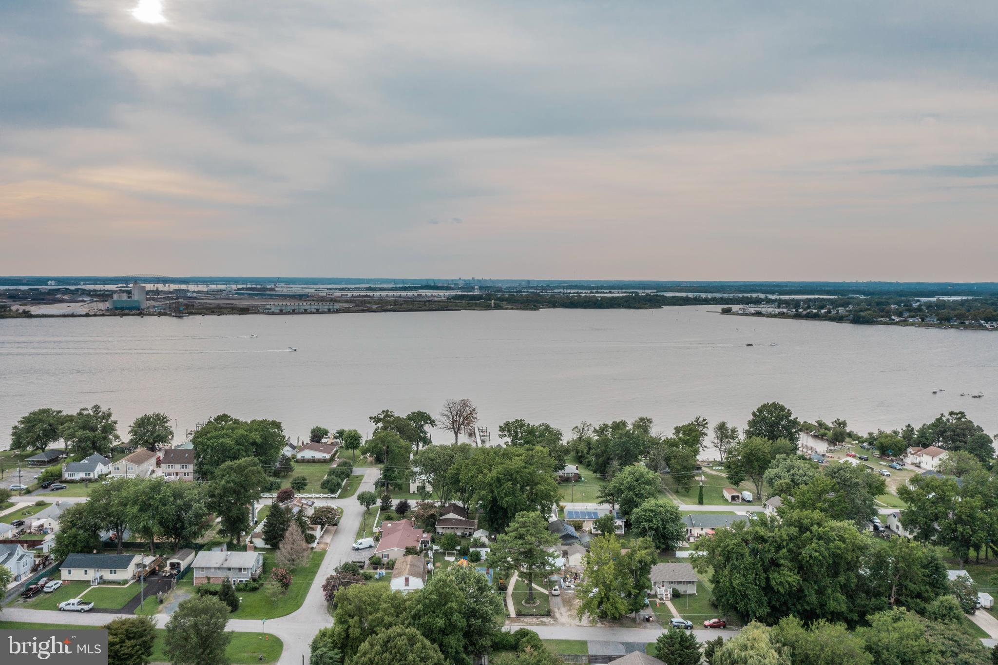 NORTH POINT TERRACE - Residential