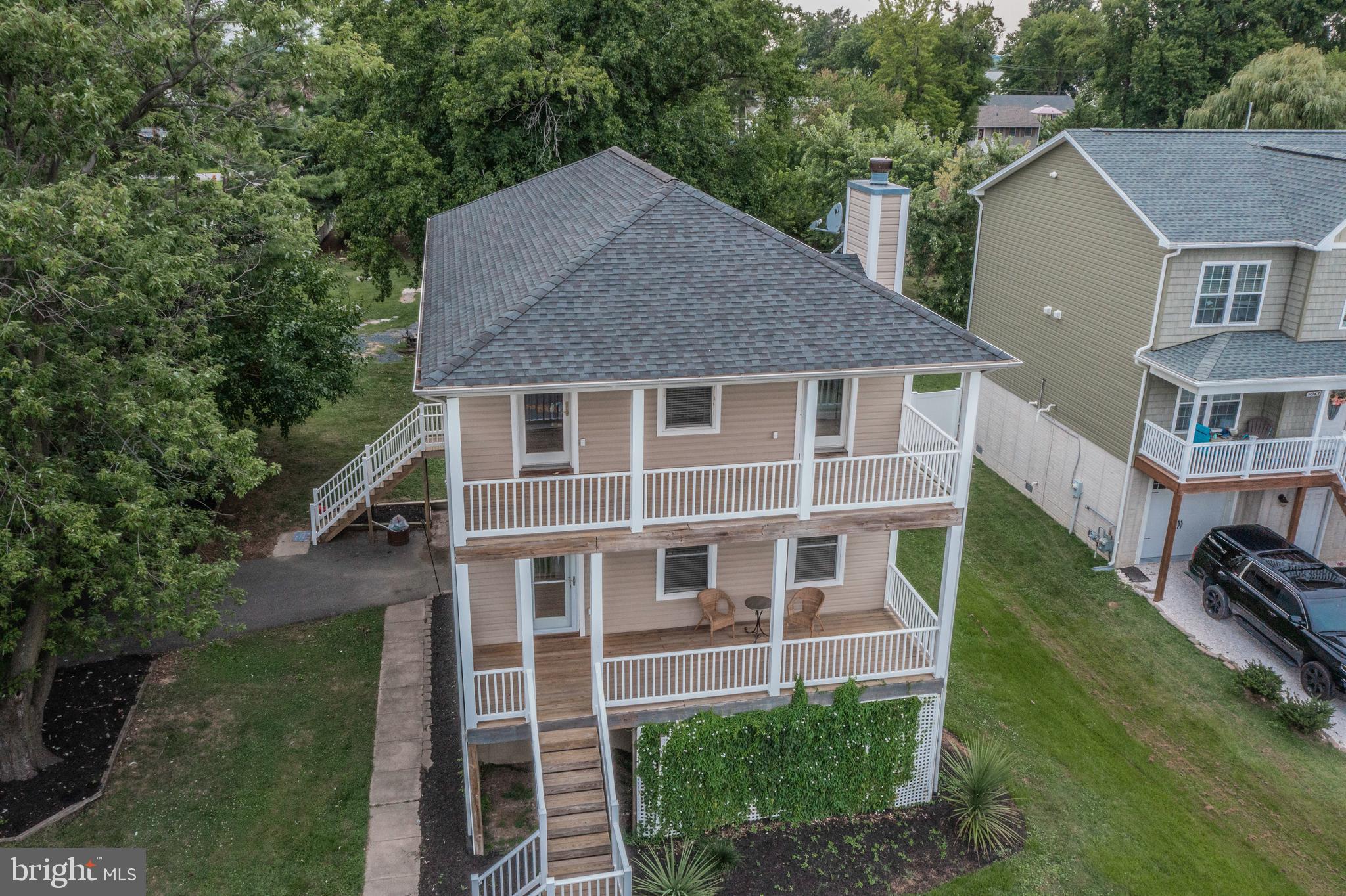 NORTH POINT TERRACE - Residential