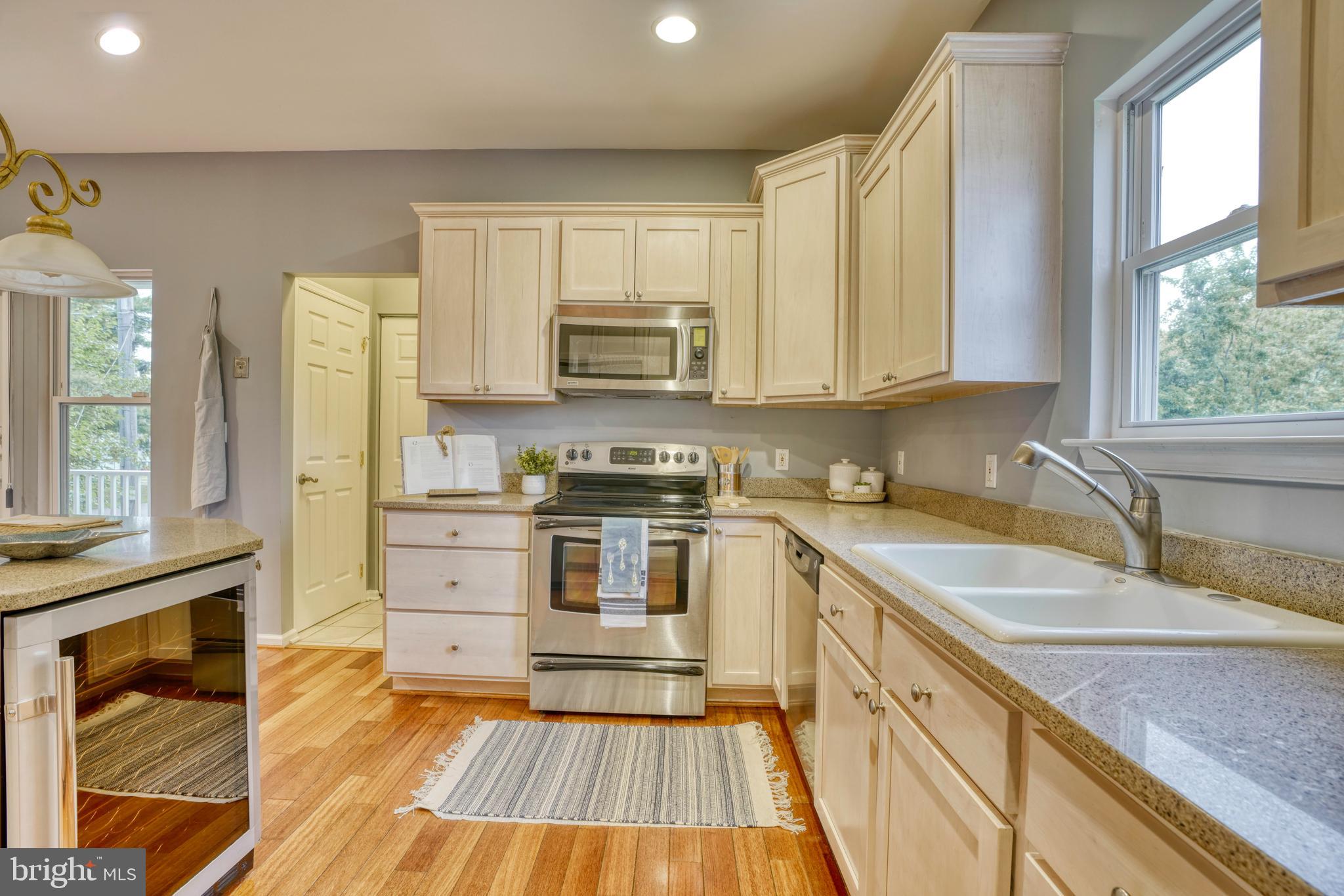 NORTH POINT TERRACE - Residential