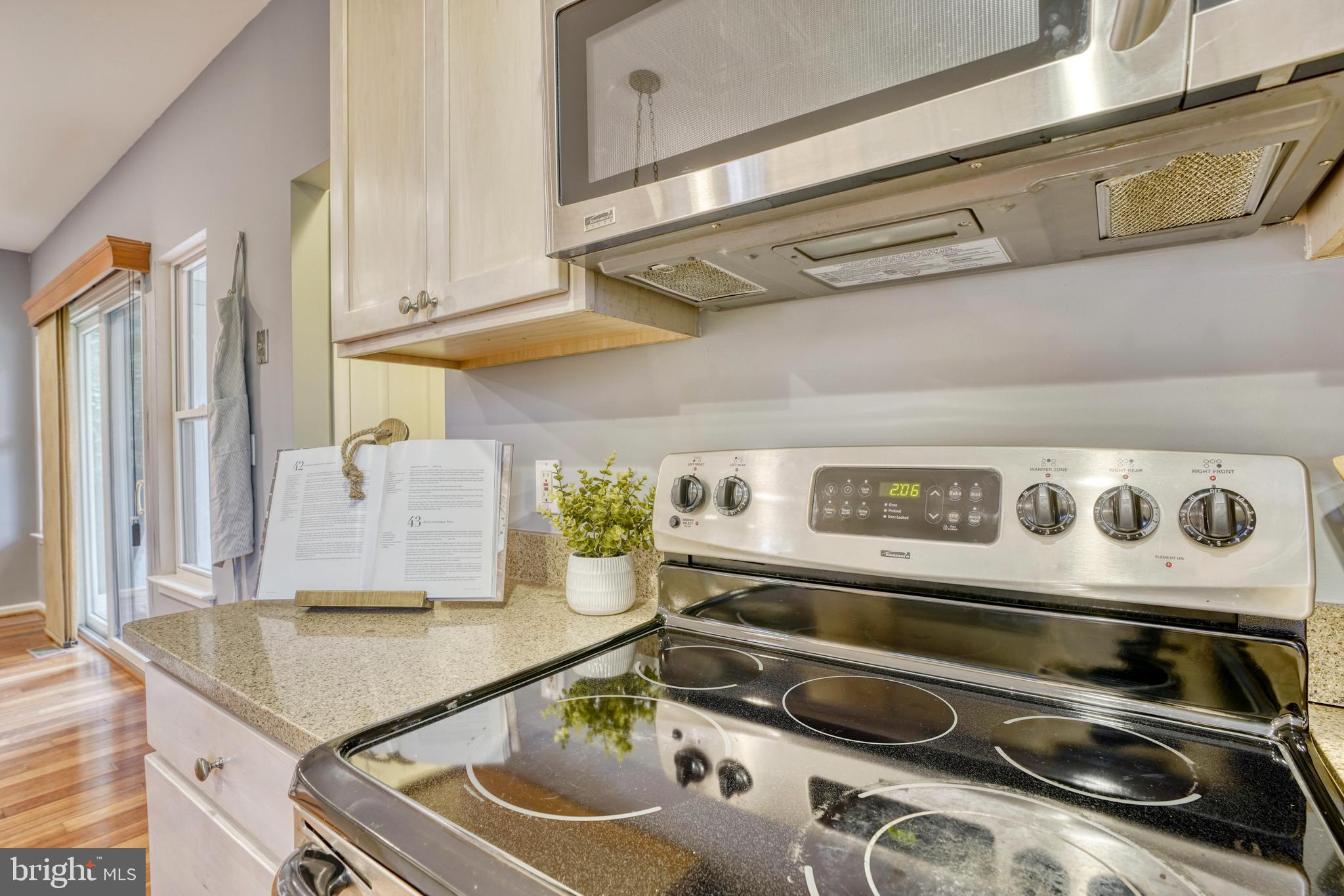 NORTH POINT TERRACE - Residential