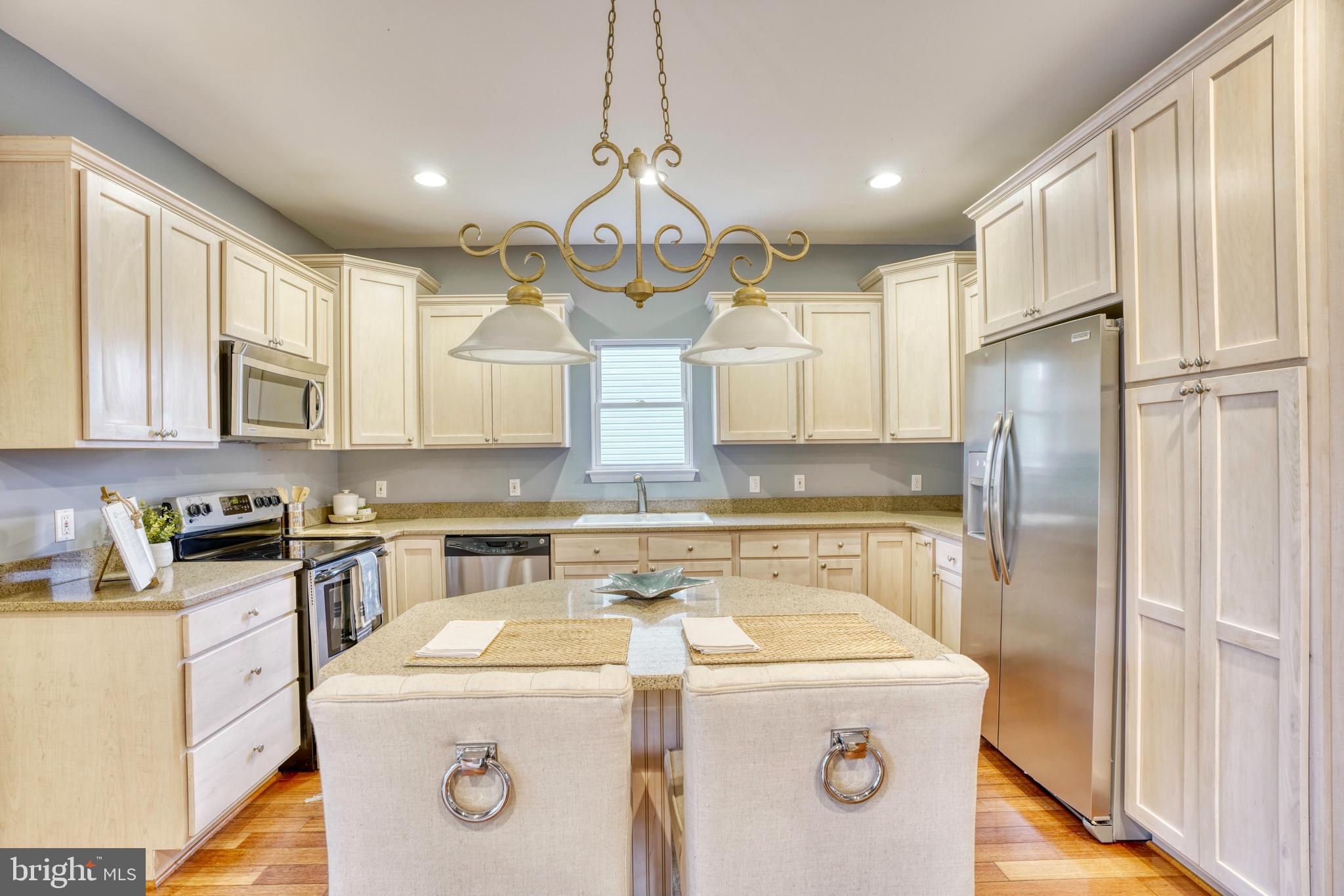 NORTH POINT TERRACE - Residential