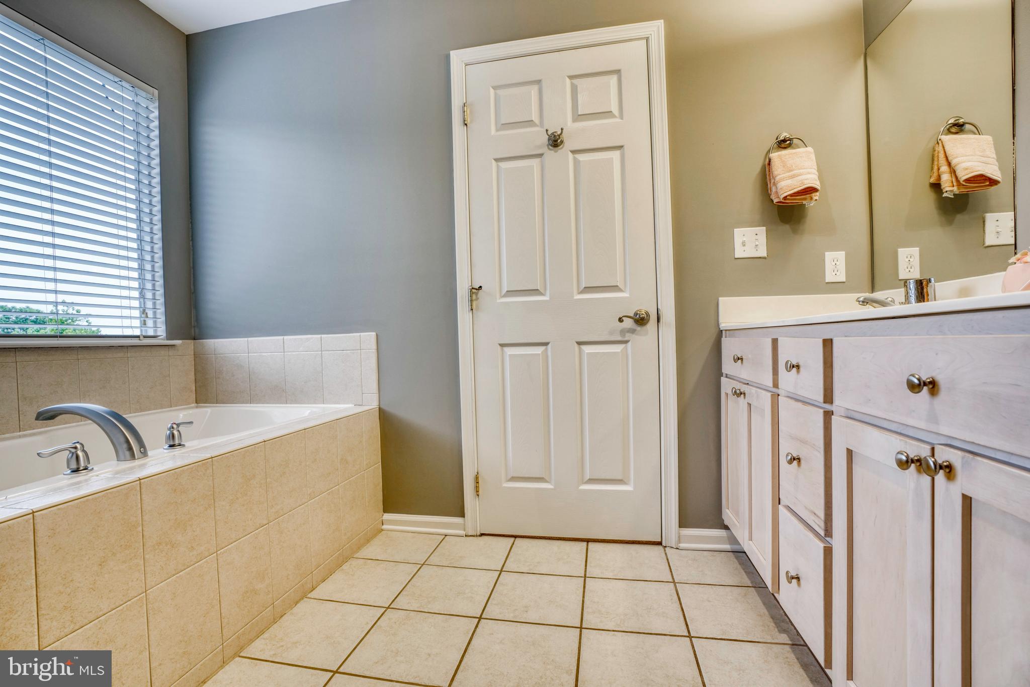 NORTH POINT TERRACE - Residential