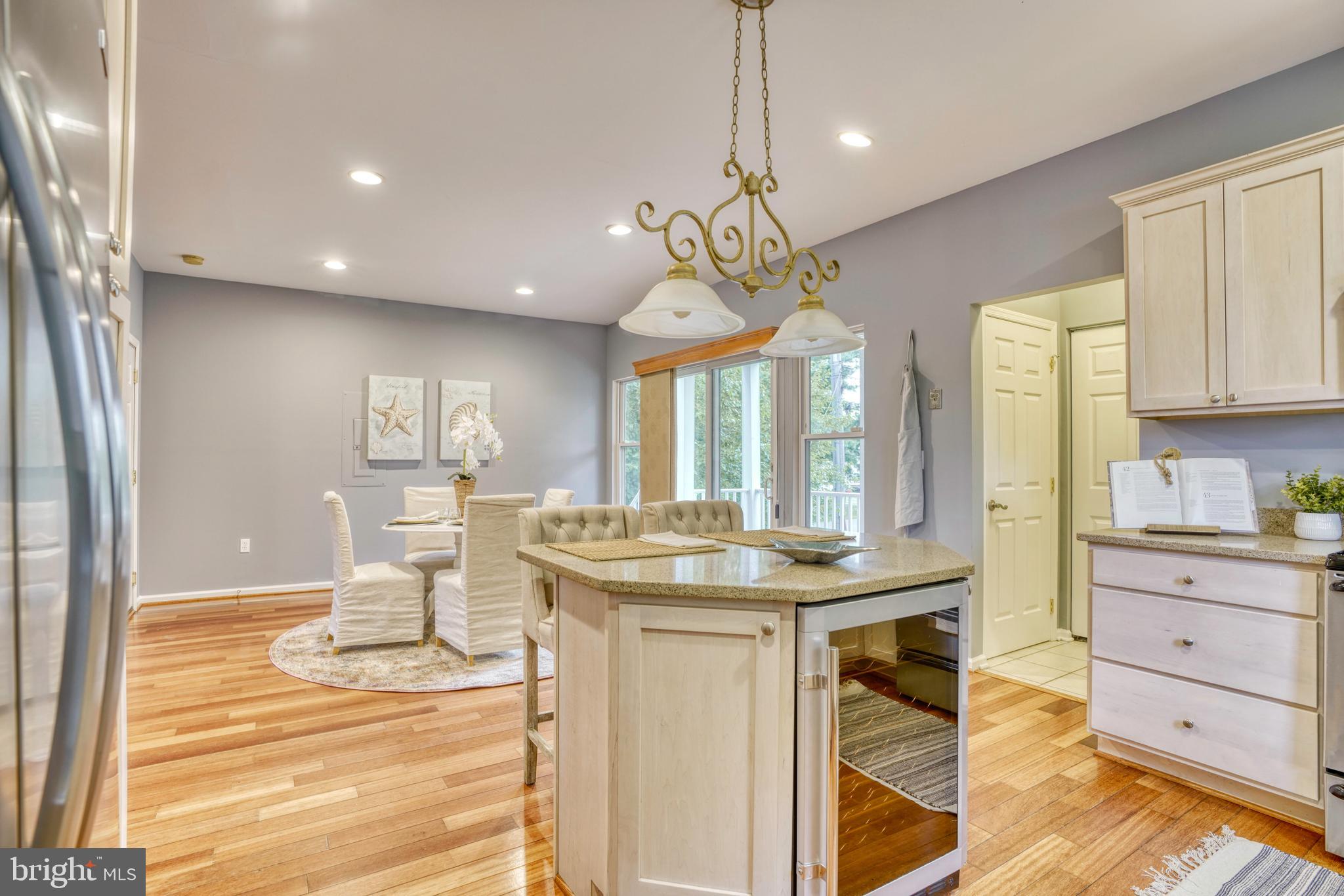 NORTH POINT TERRACE - Residential