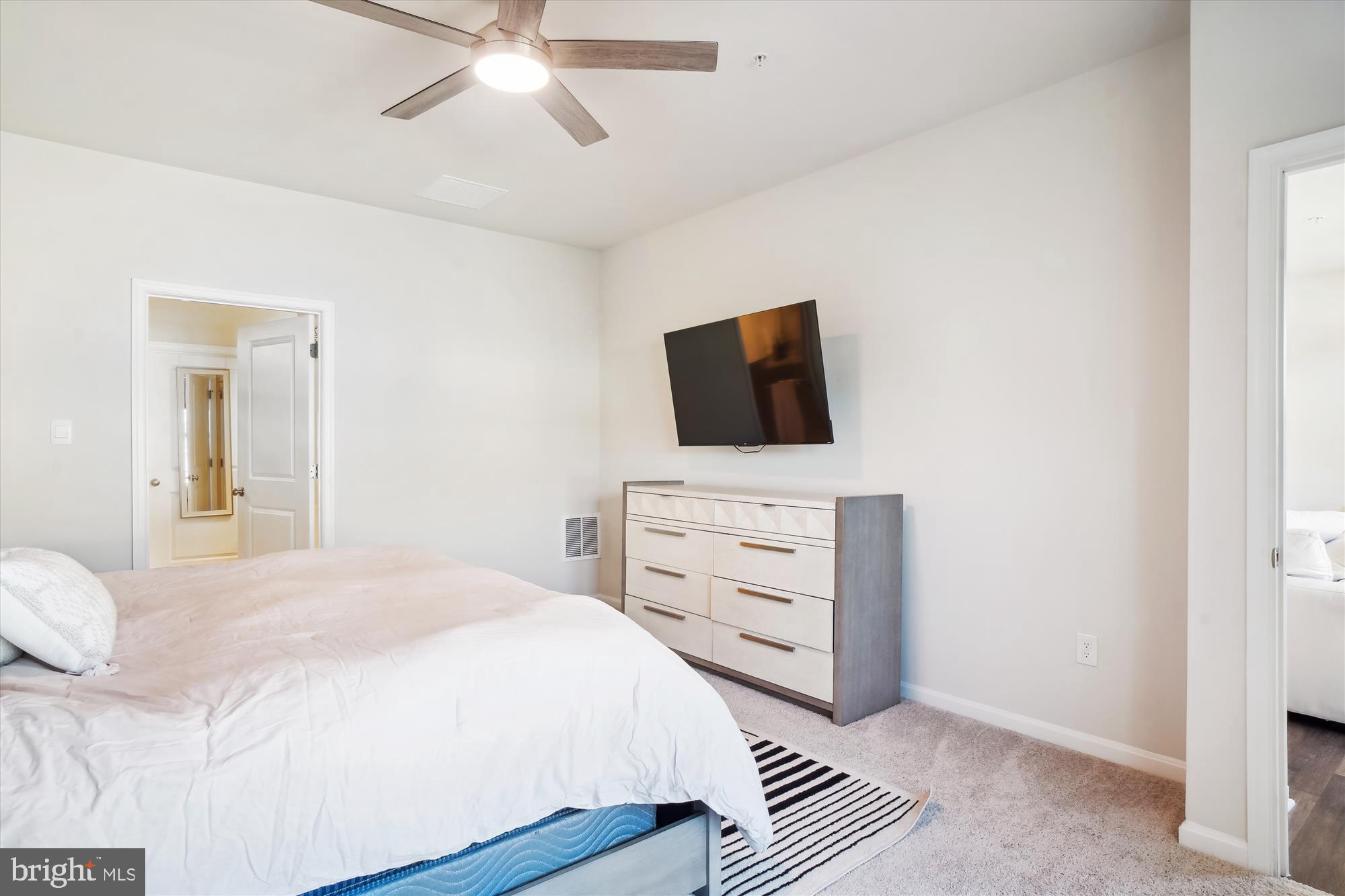 RENN QUARTER - Residential