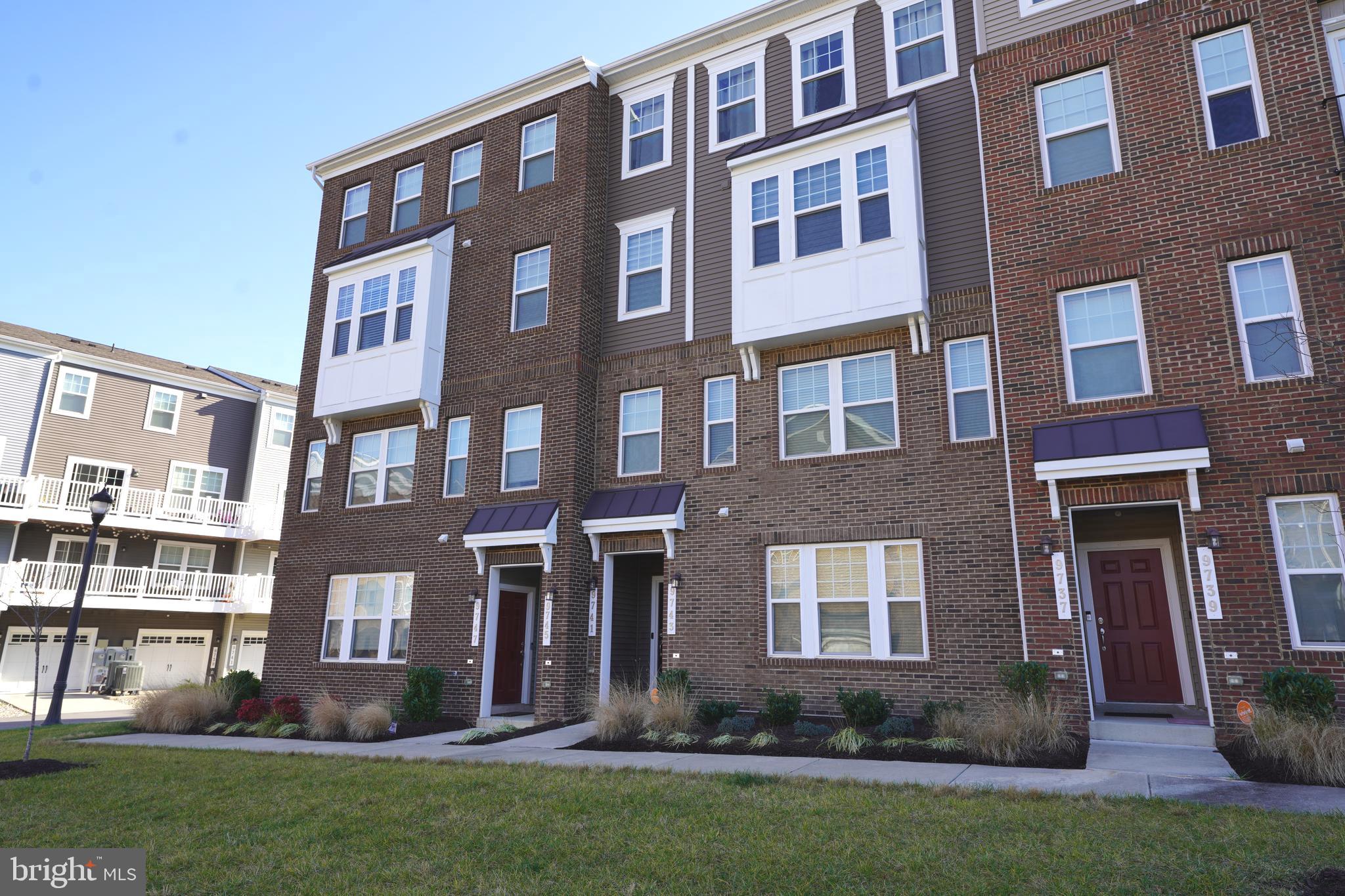 PARKSIDE AT WESTPHALIA - Residential