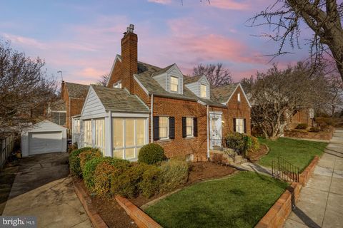 3918 17TH PLACE NE WASHINGTON DC 20018