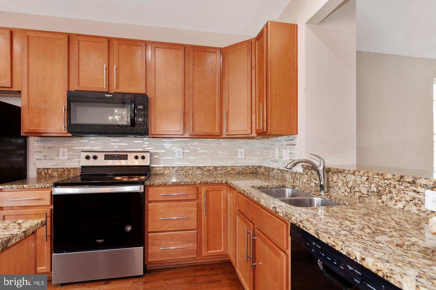 ESPLANADE AT RED RUN - Residential Lease