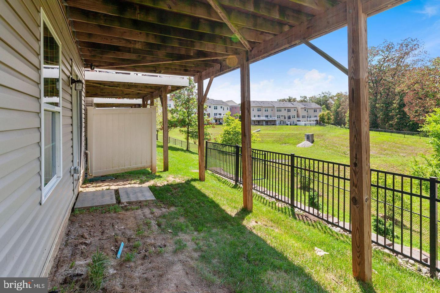 ESPLANADE AT RED RUN - Residential Lease