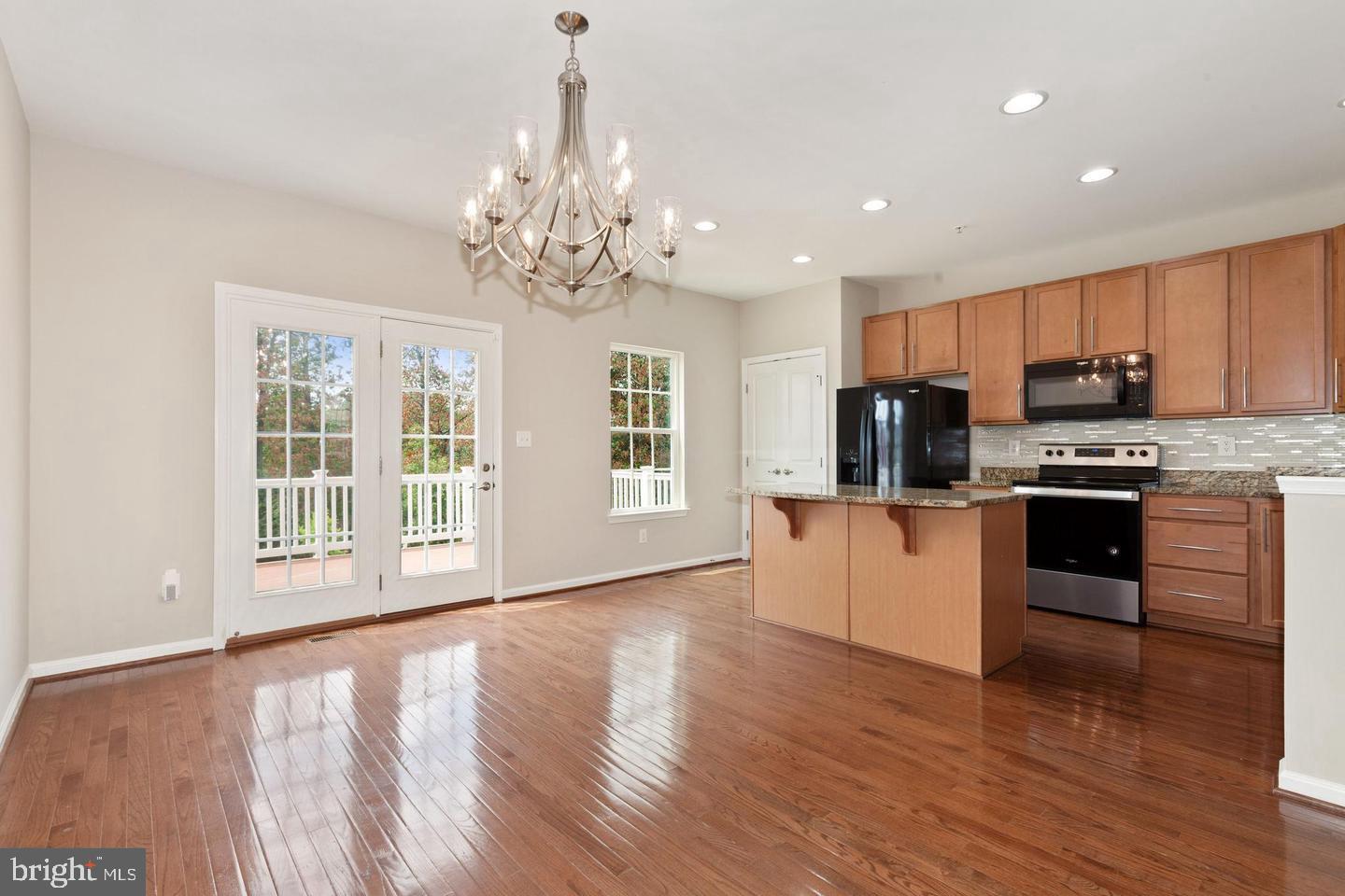 ESPLANADE AT RED RUN - Residential Lease