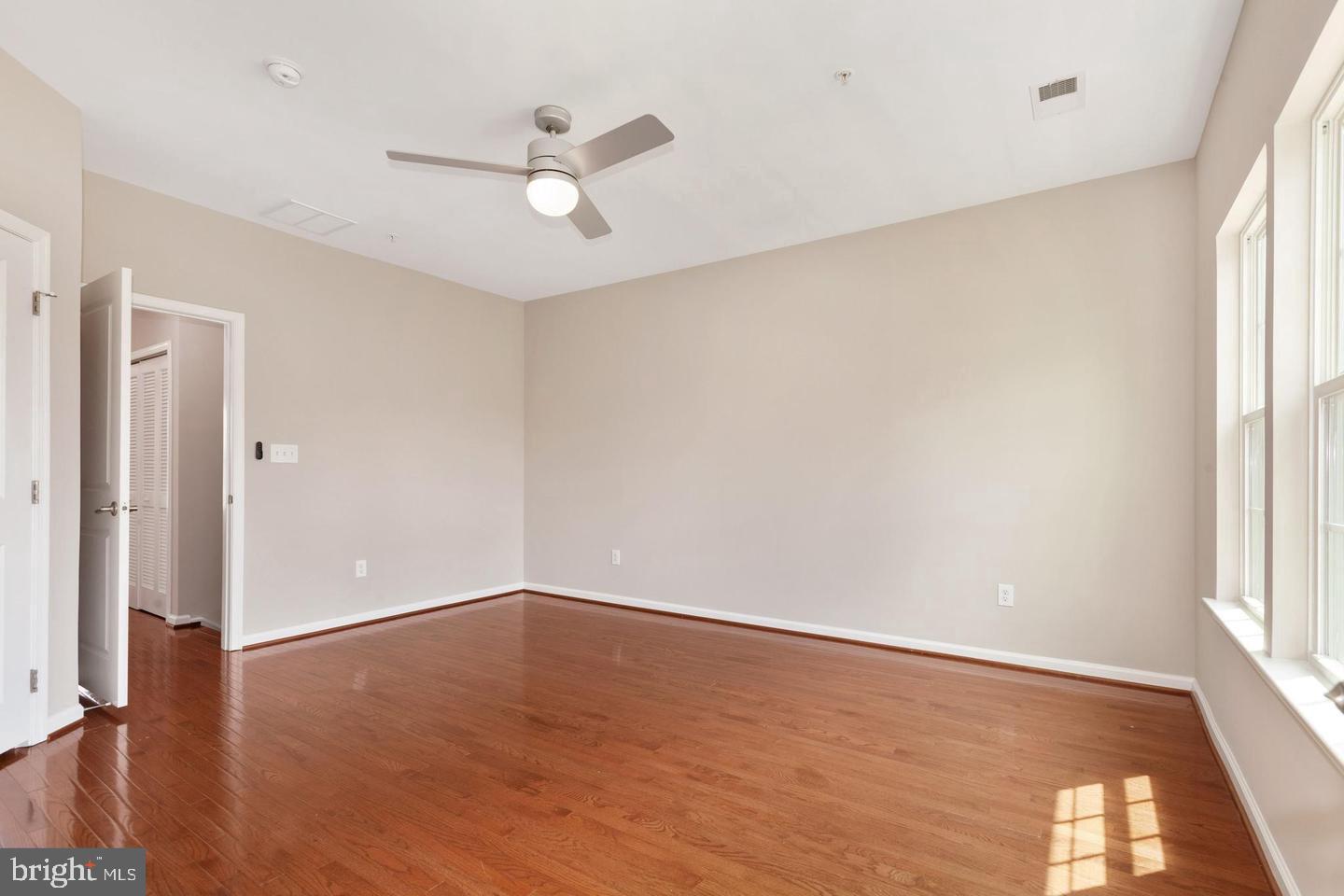 ESPLANADE AT RED RUN - Residential Lease