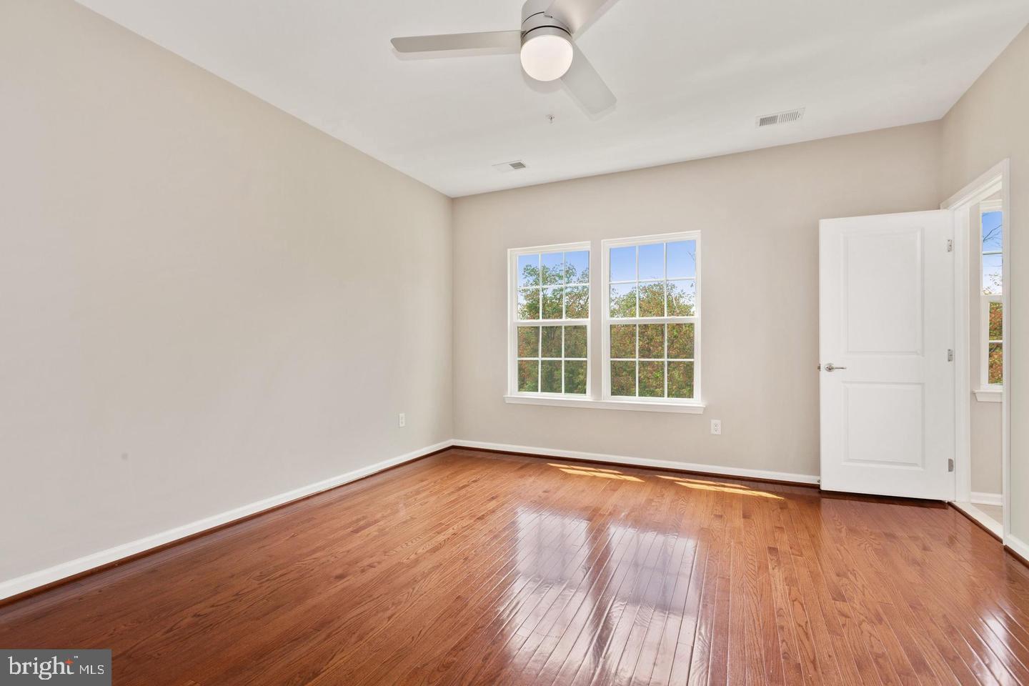 ESPLANADE AT RED RUN - Residential Lease