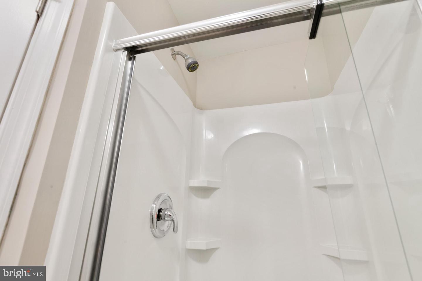 ESPLANADE AT RED RUN - Residential Lease