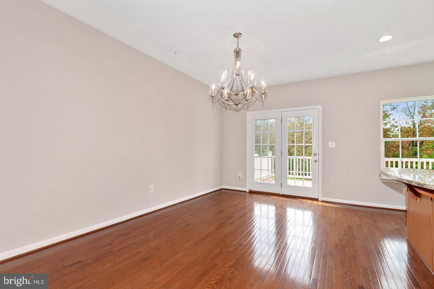 ESPLANADE AT RED RUN - Residential Lease