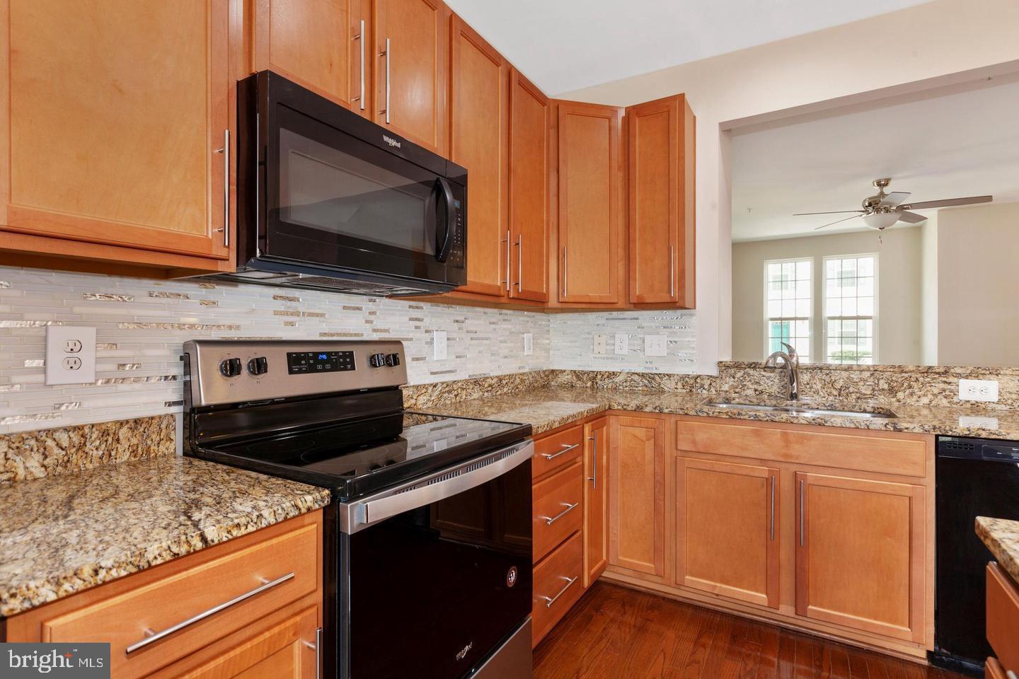 ESPLANADE AT RED RUN - Residential Lease