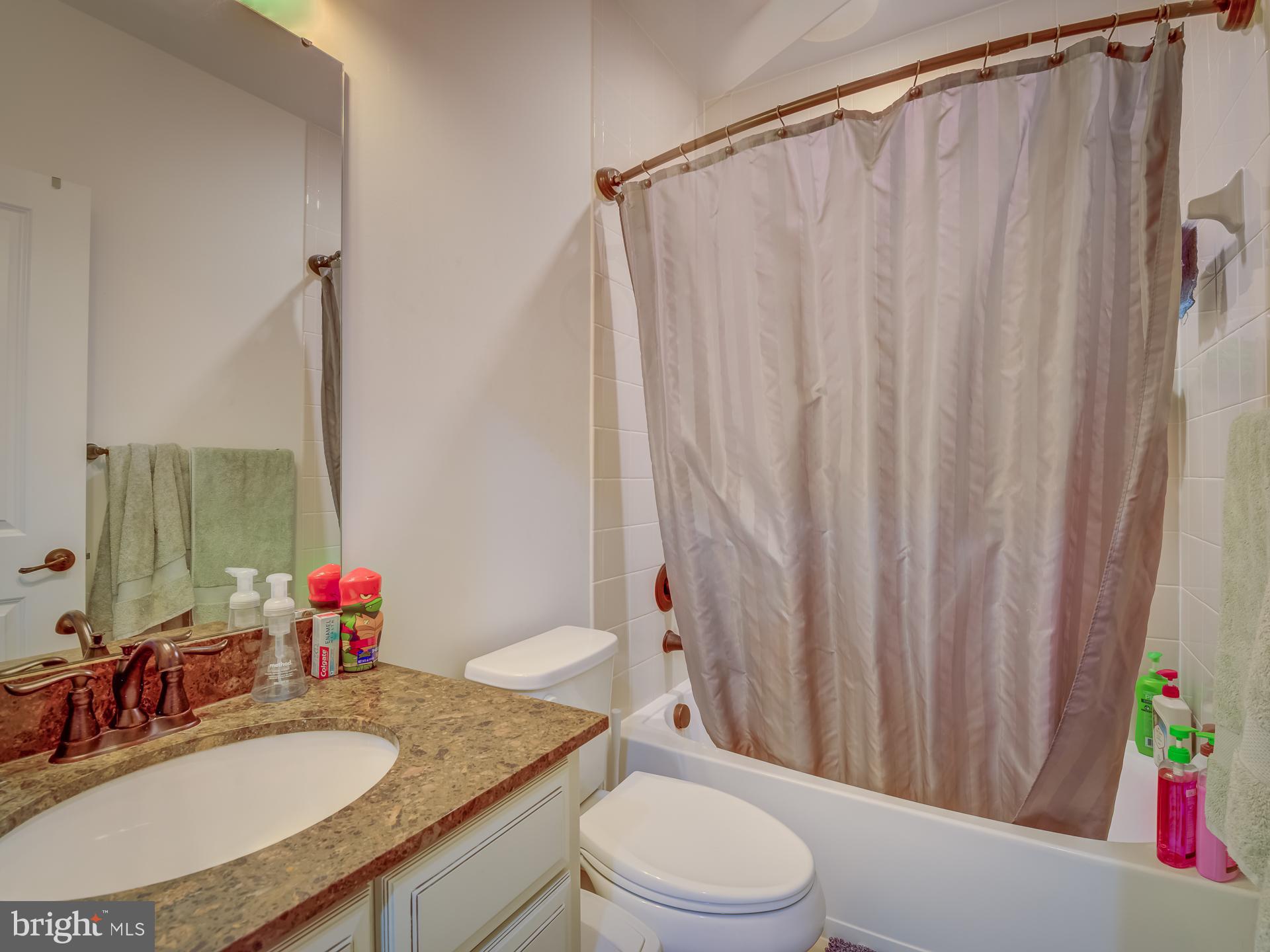 VIRGINIA MANOR CONDOMINIUM - Residential