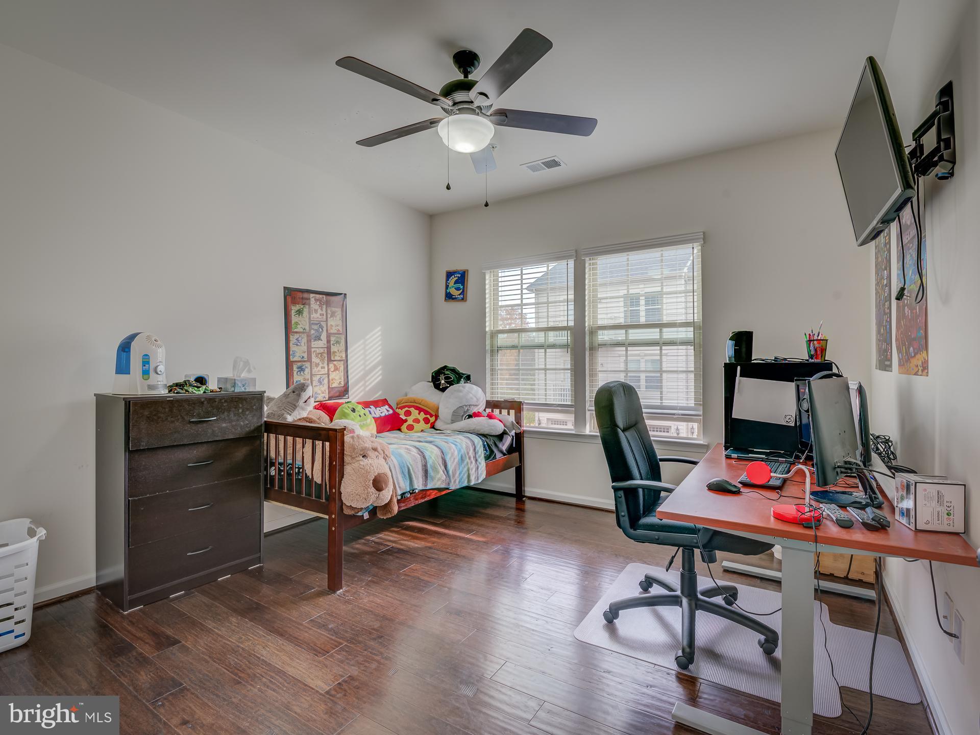 VIRGINIA MANOR CONDOMINIUM - Residential