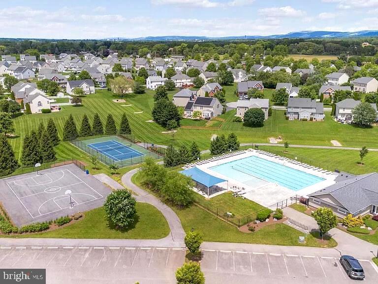 WESTFIELDS - Residential