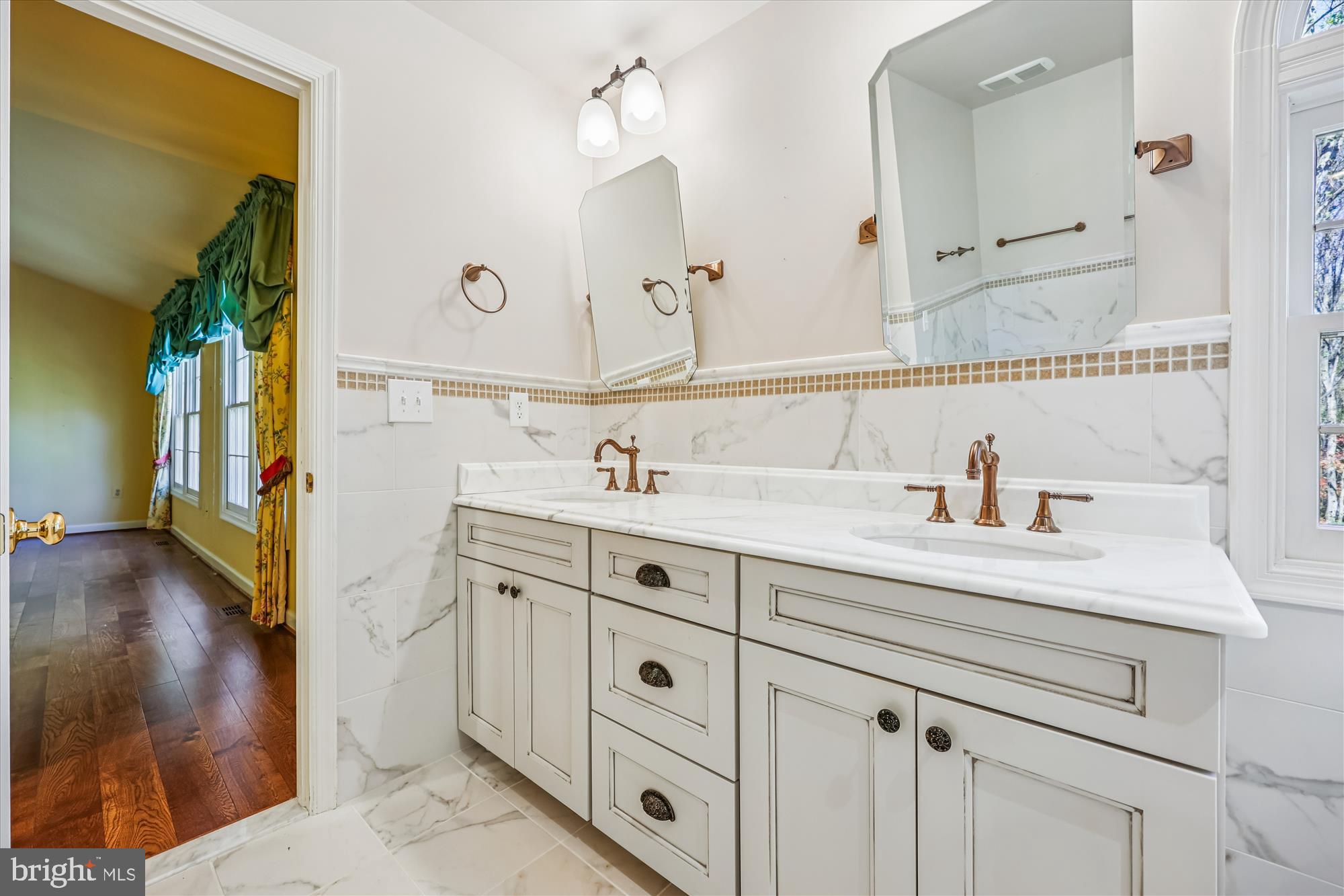 QUINCE ORCHARD VALLEY - Residential