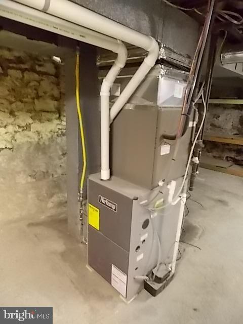 HAGERSTOWN - Residential