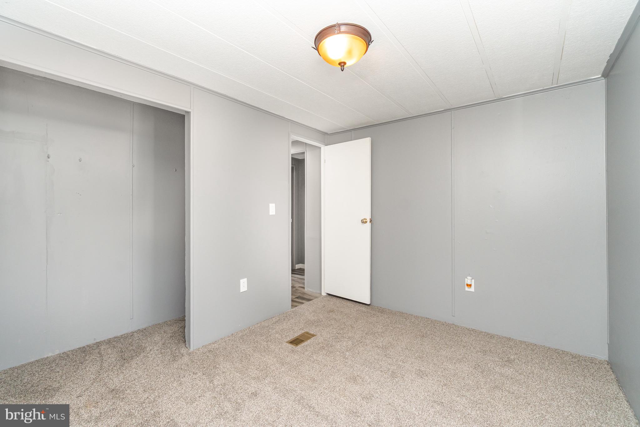 PALM CITY PARK - Residential