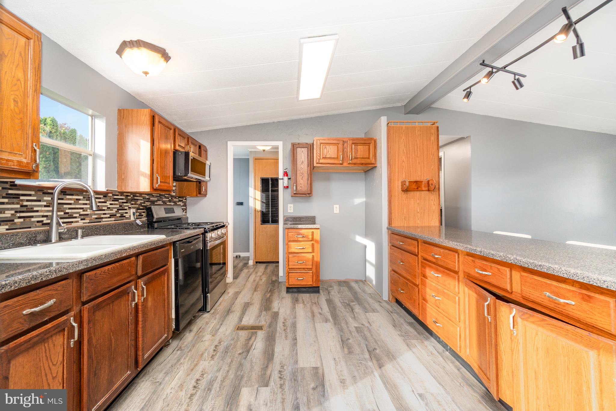 PALM CITY PARK - Residential