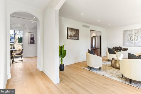 Photo of 7 Halley Lane, SEWELL, NJ 08080 (MLS # NJGL2067242)