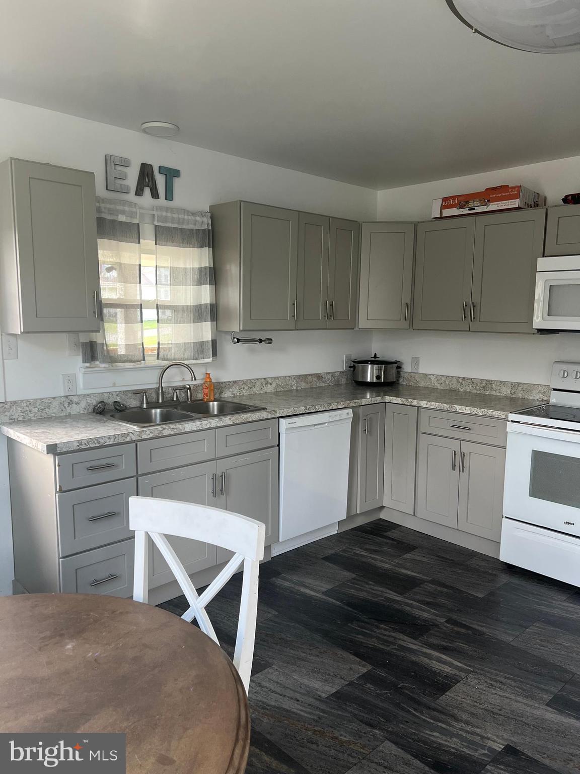 WILLIAMS TOWNSHIP - Residential