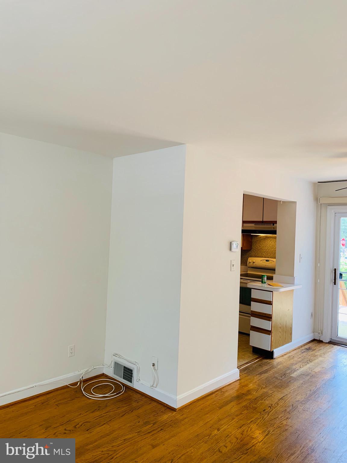 LINDEN GARDENS - Residential Lease