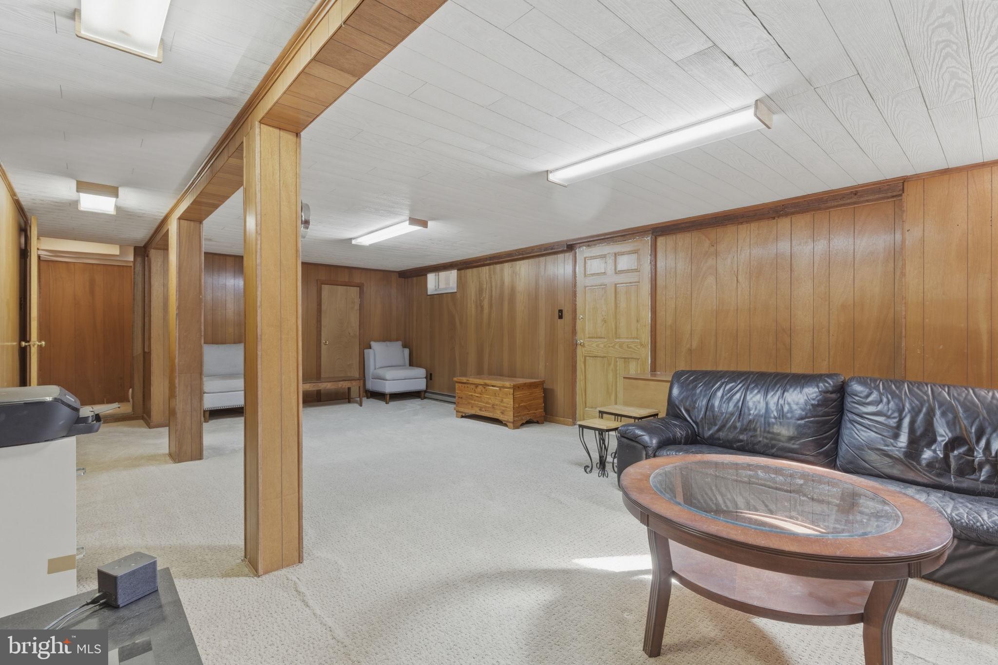 SOUTHDOWN HILLS - Residential