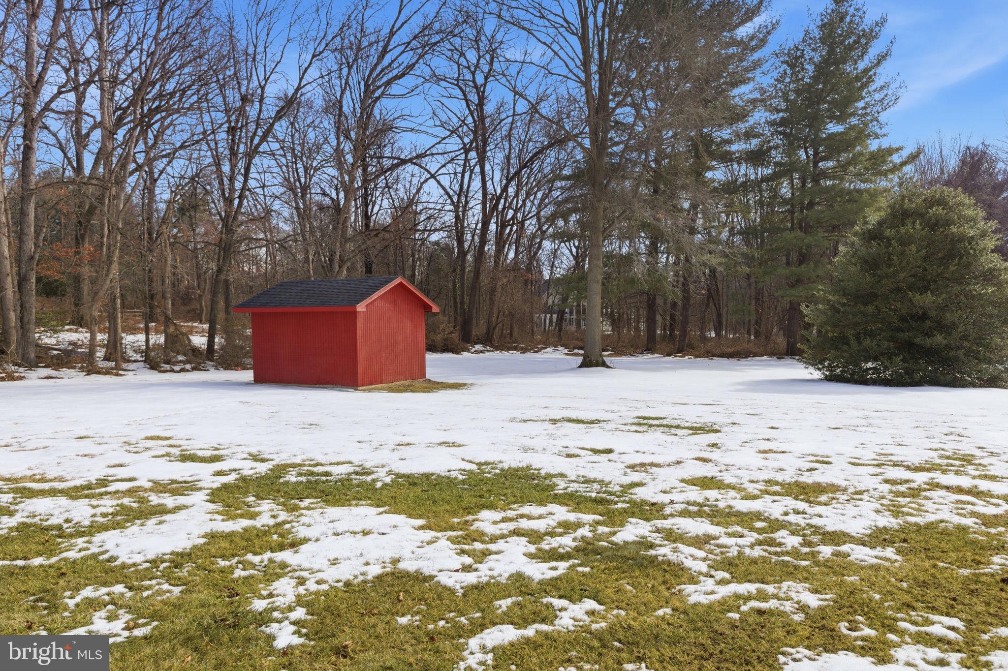 SOUTHDOWN HILLS - Residential