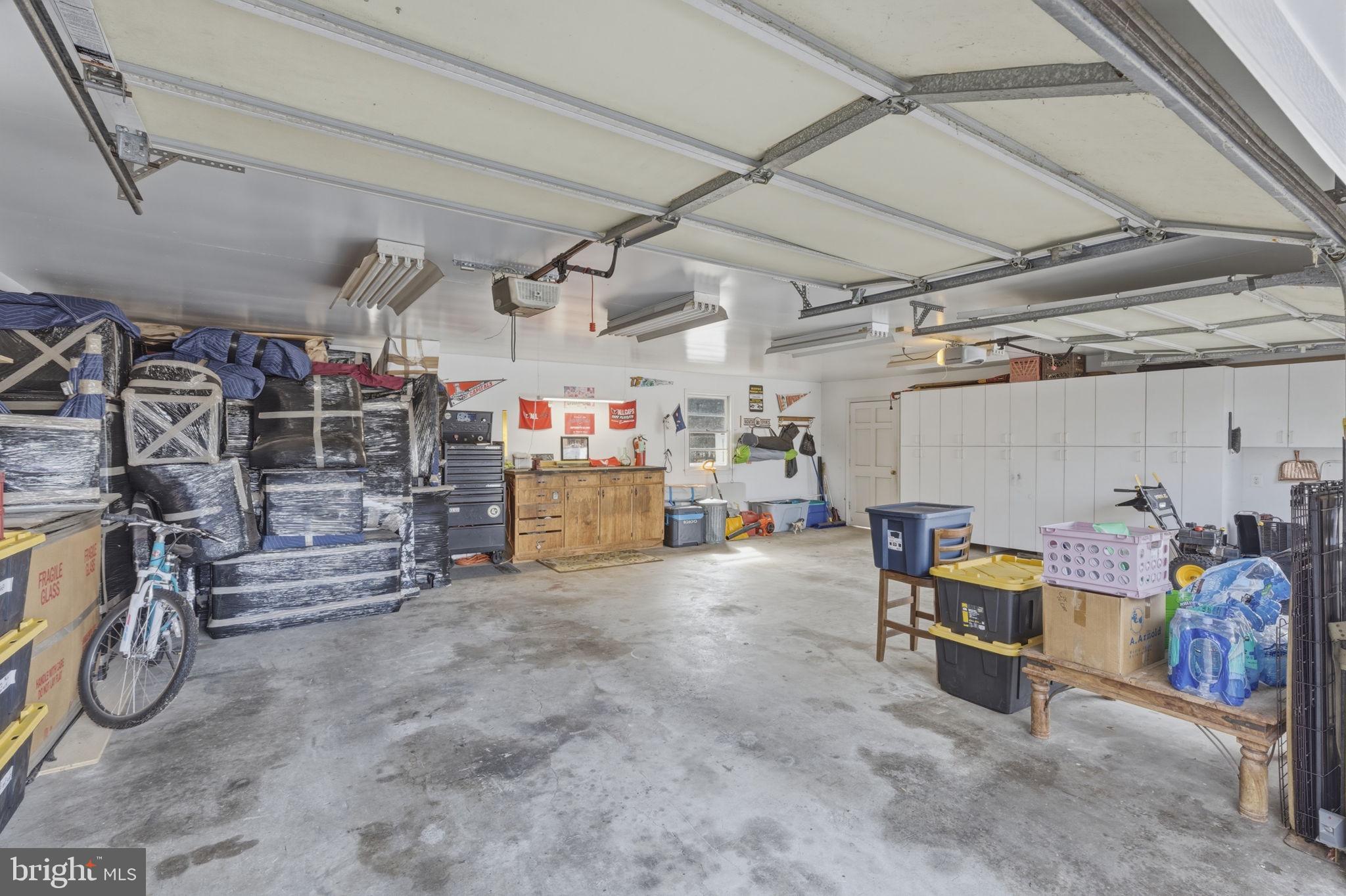 SOUTHDOWN HILLS - Residential