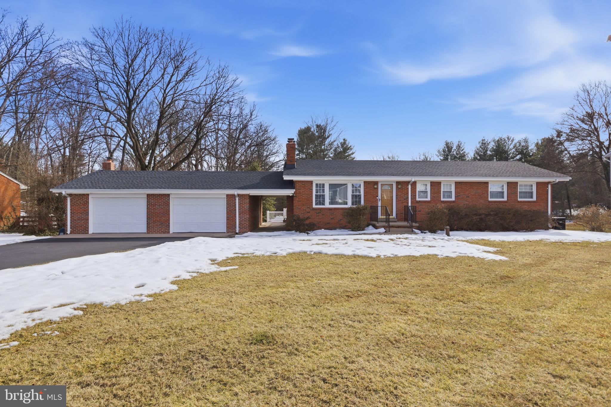 SOUTHDOWN HILLS - Residential