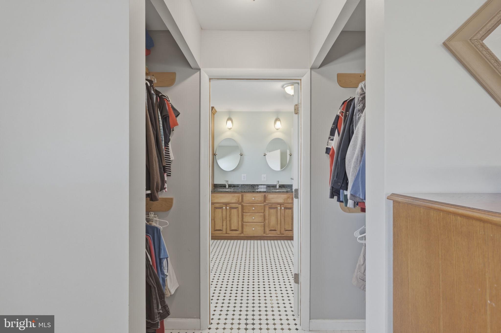 SOUTHDOWN HILLS - Residential