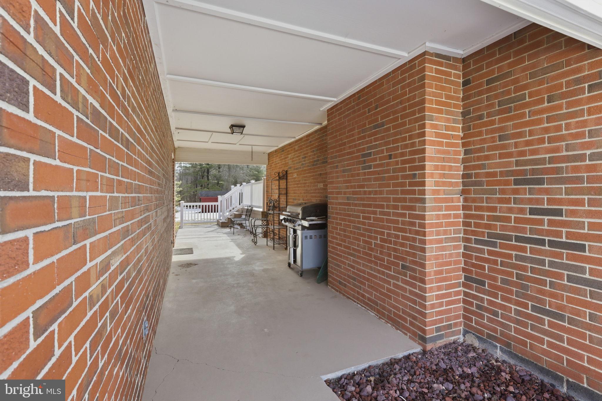 SOUTHDOWN HILLS - Residential