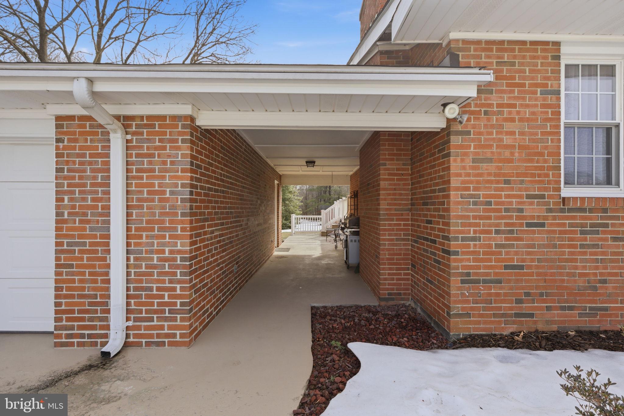 SOUTHDOWN HILLS - Residential