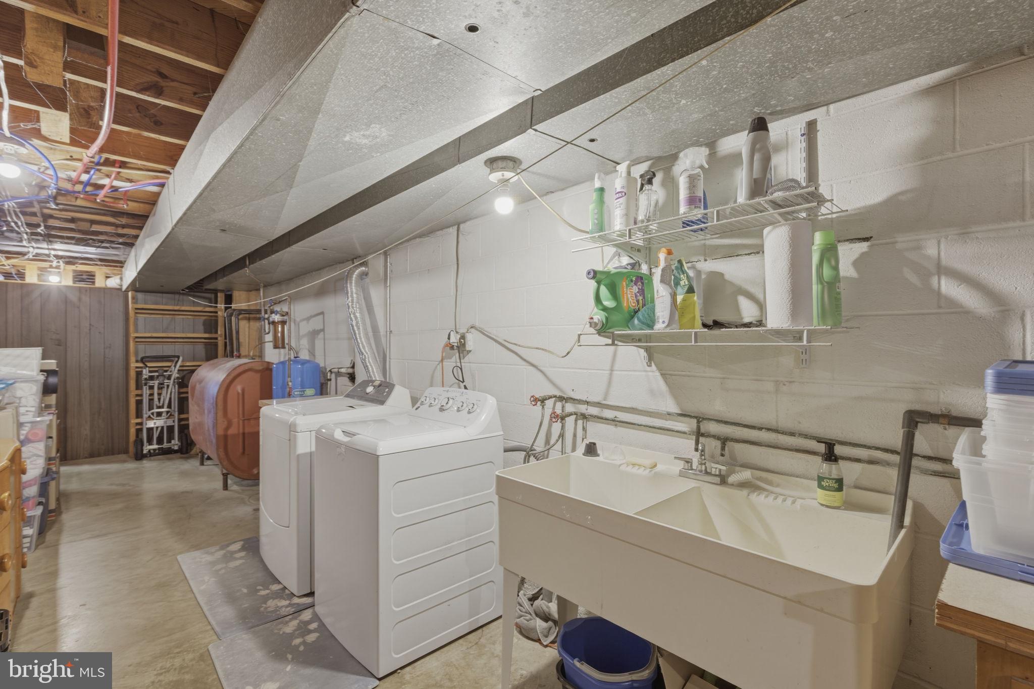 SOUTHDOWN HILLS - Residential