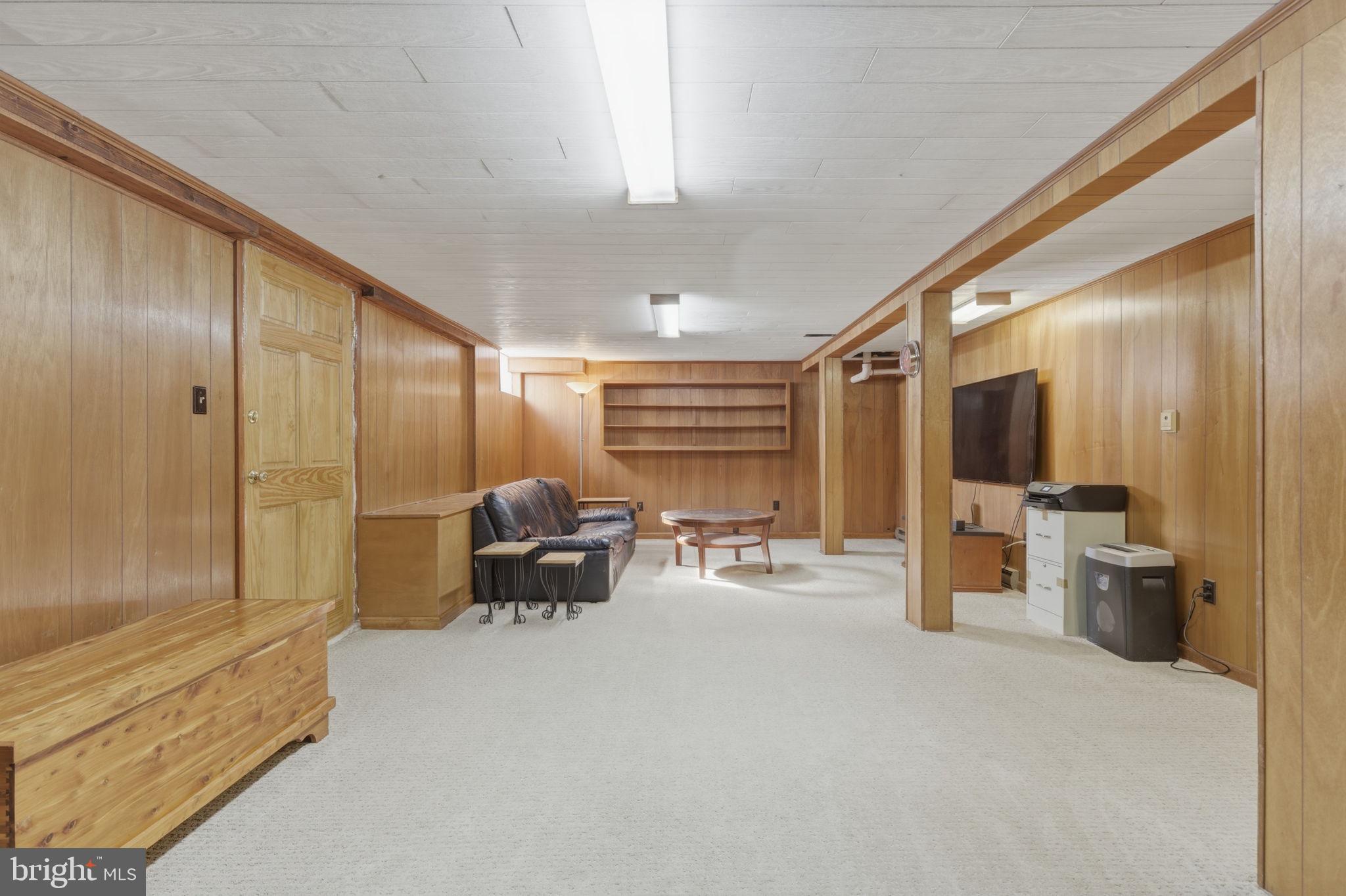 SOUTHDOWN HILLS - Residential