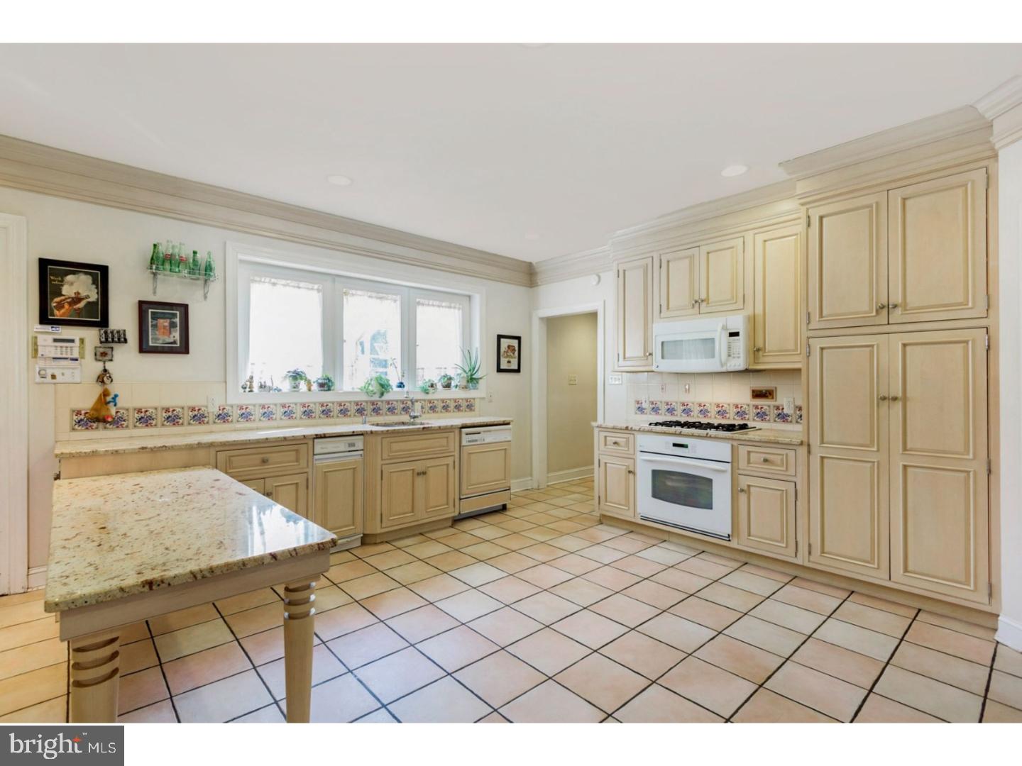 MERION STATION - Residential