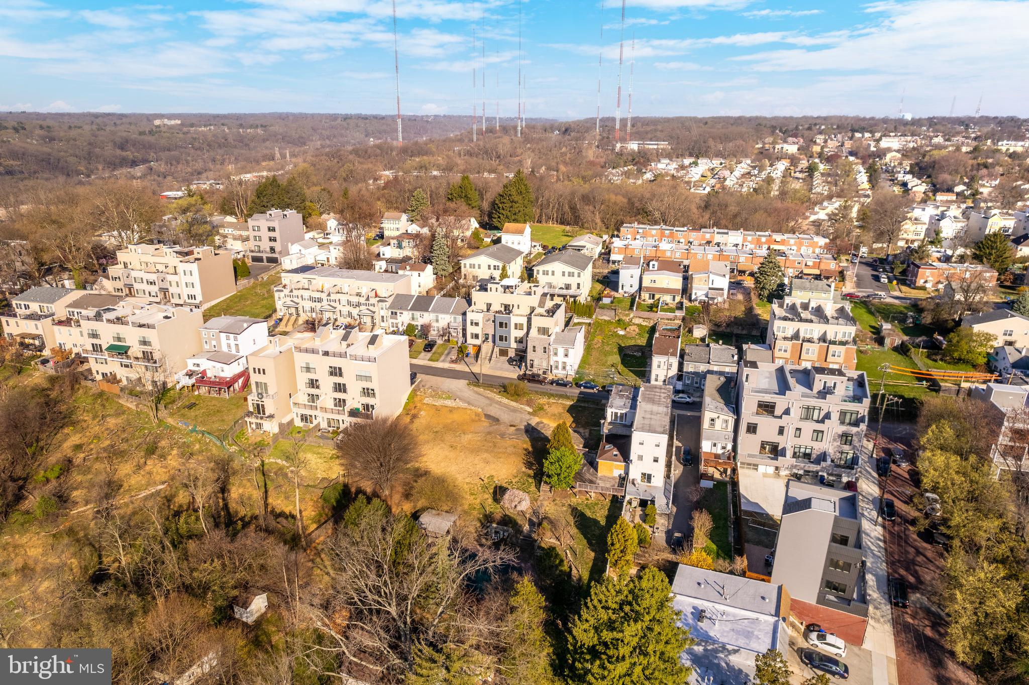 ROXBOROUGH - Commercial Sale