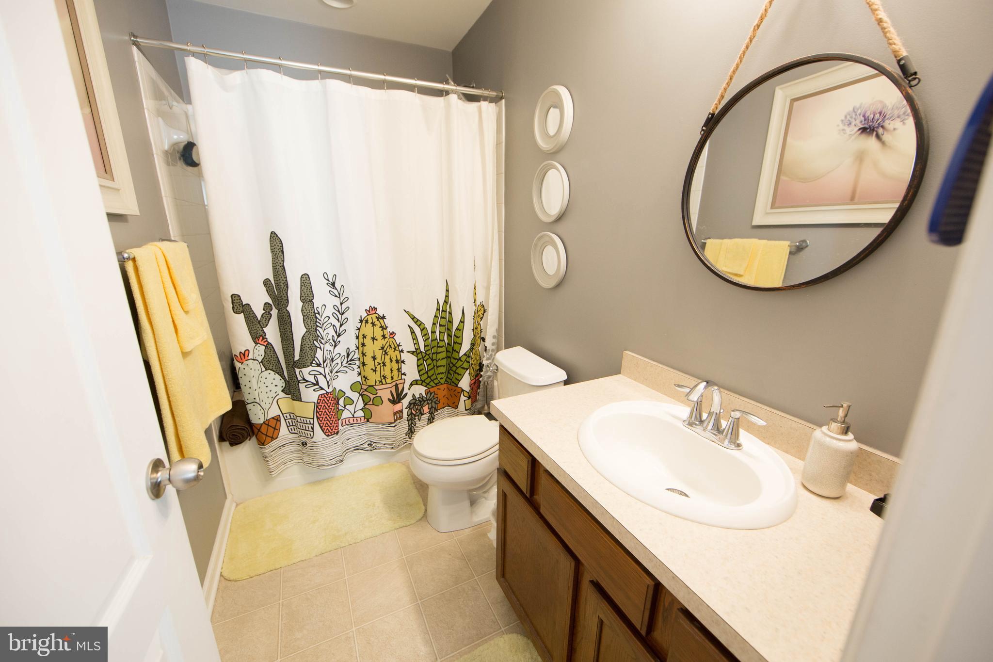 HAWTHORNE RIDGE - Residential