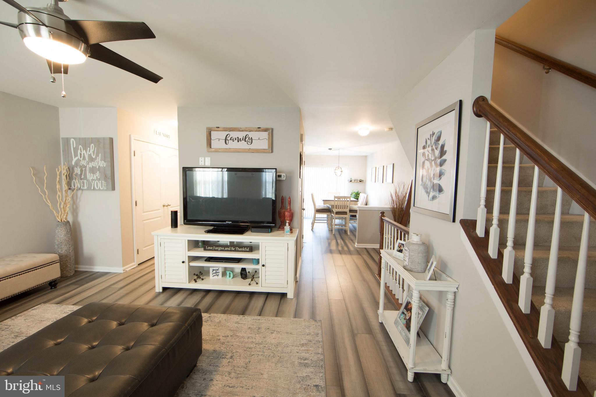 HAWTHORNE RIDGE - Residential