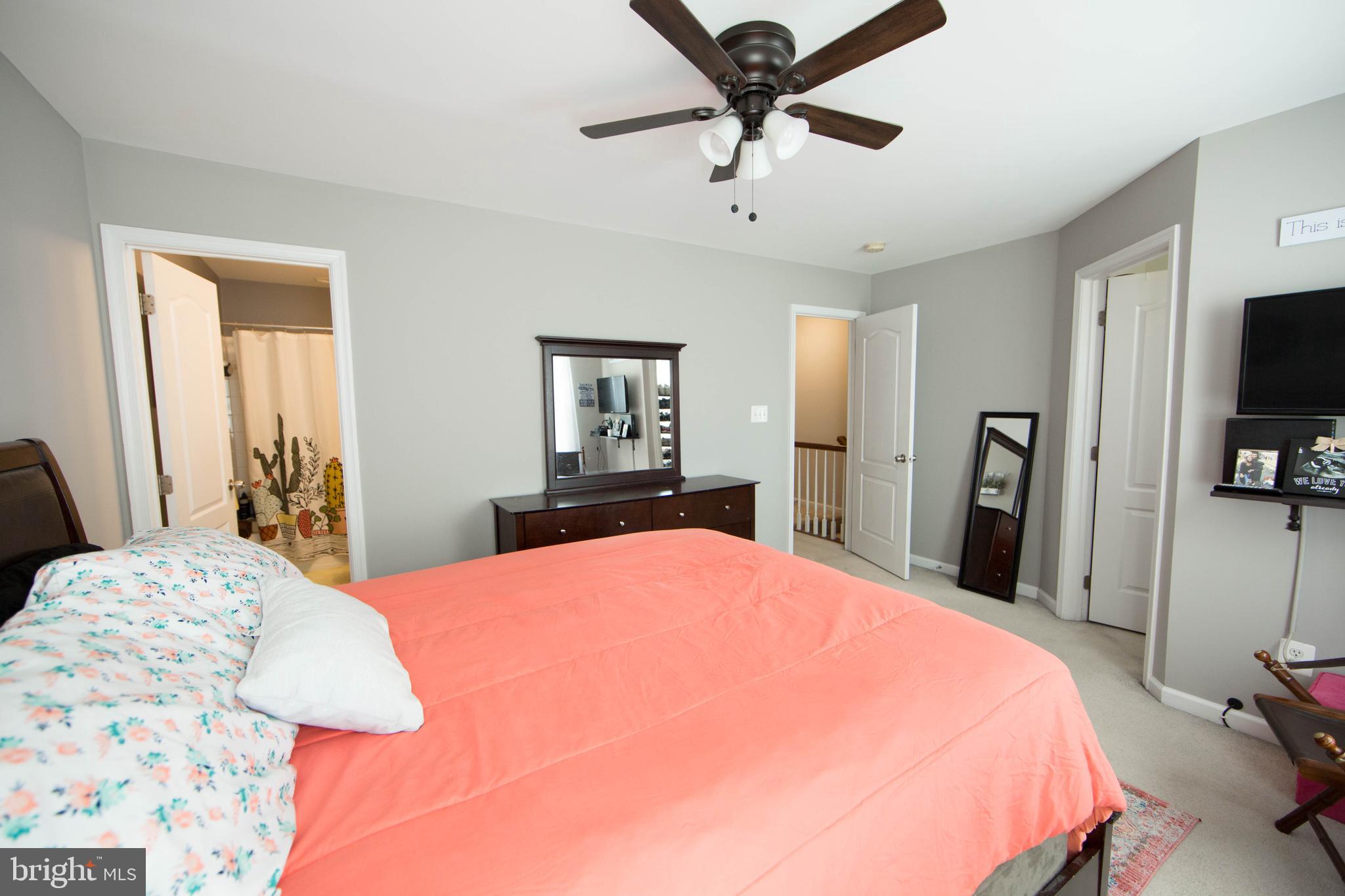 HAWTHORNE RIDGE - Residential