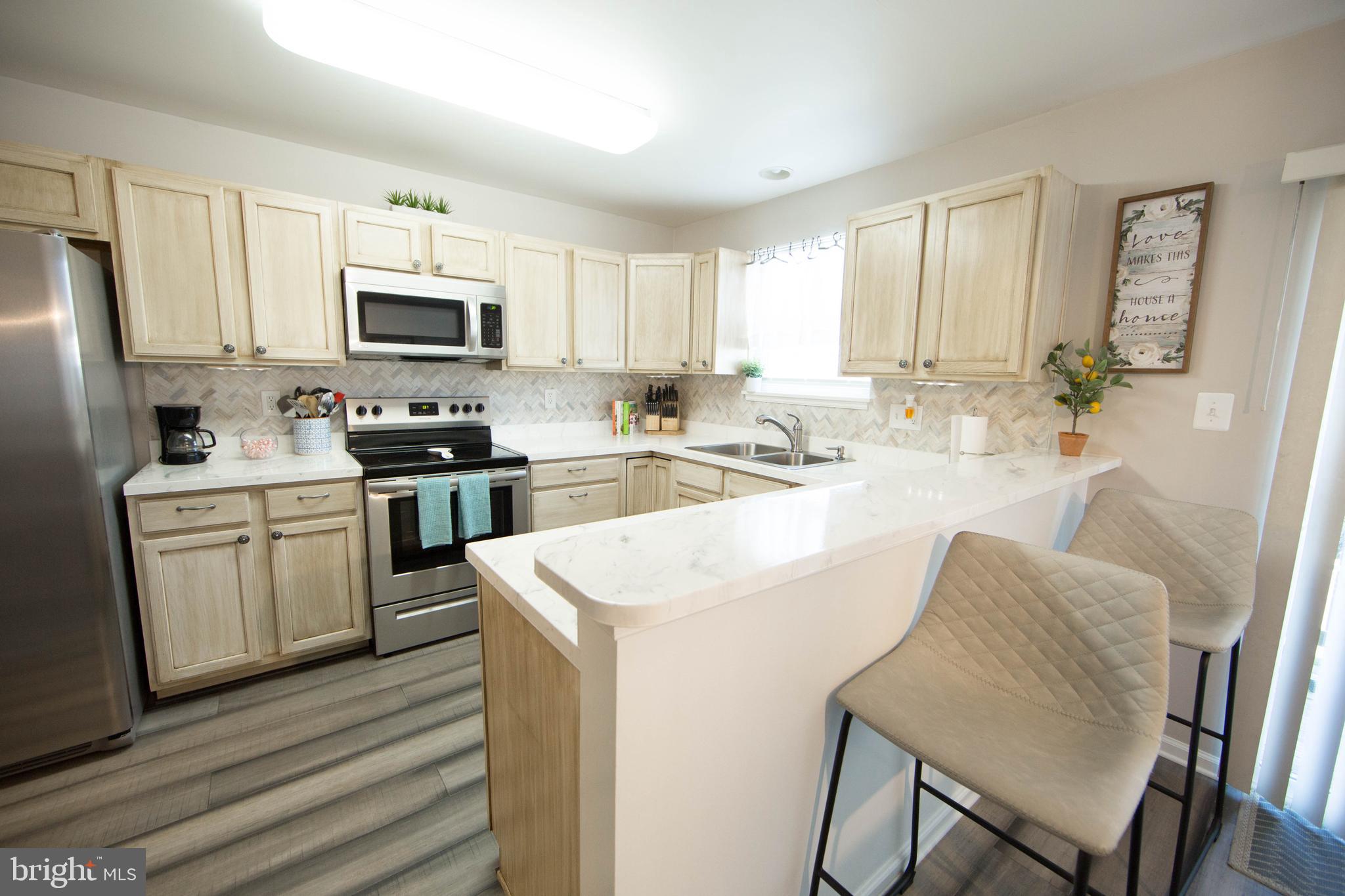 HAWTHORNE RIDGE - Residential