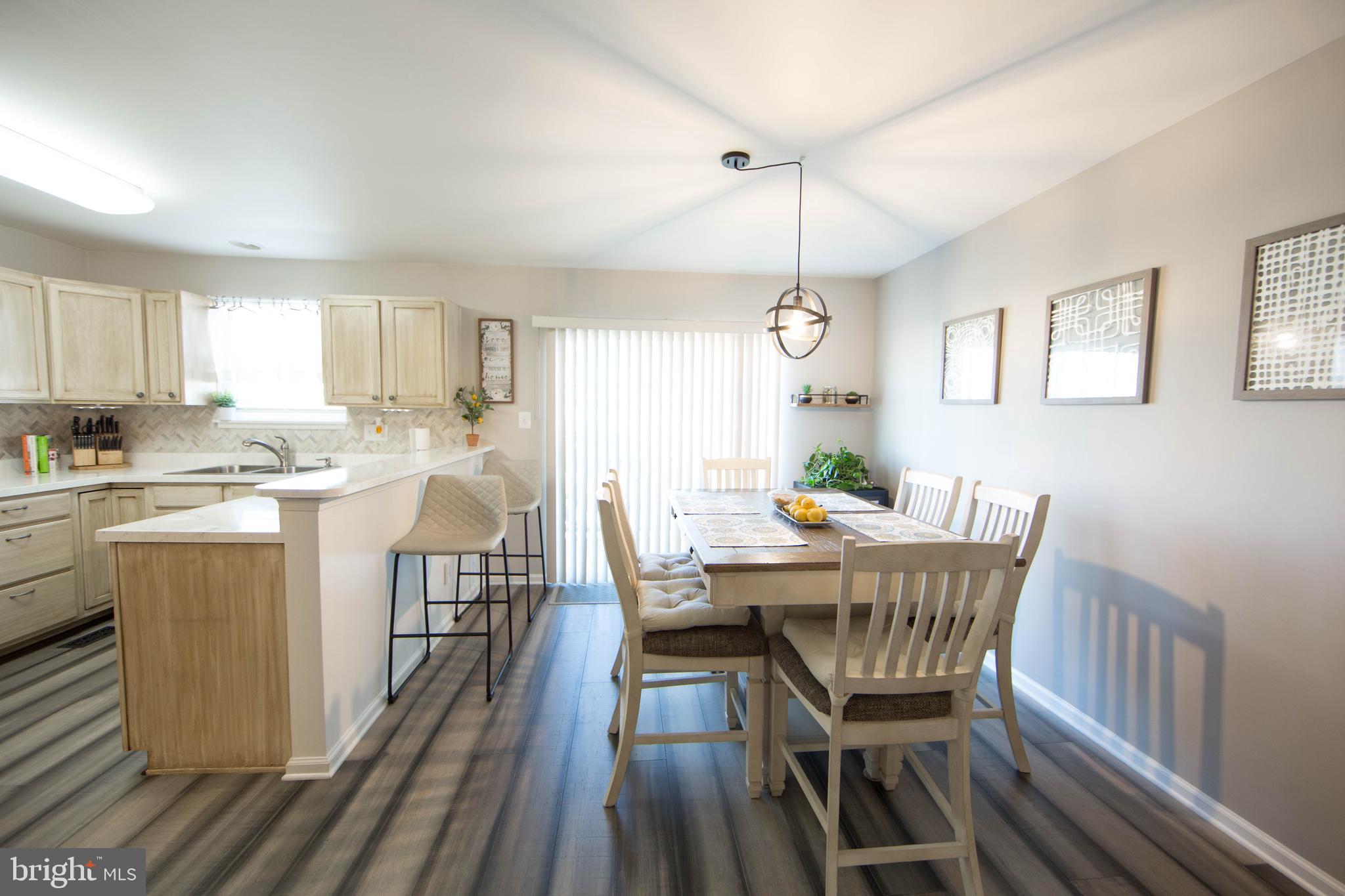 HAWTHORNE RIDGE - Residential