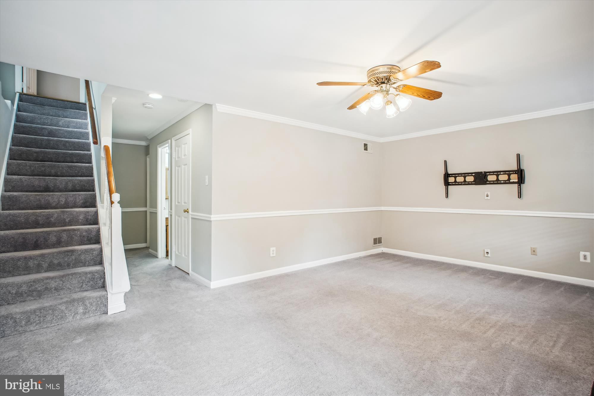 VILLAGE OF MOUNT AIR - Residential Lease