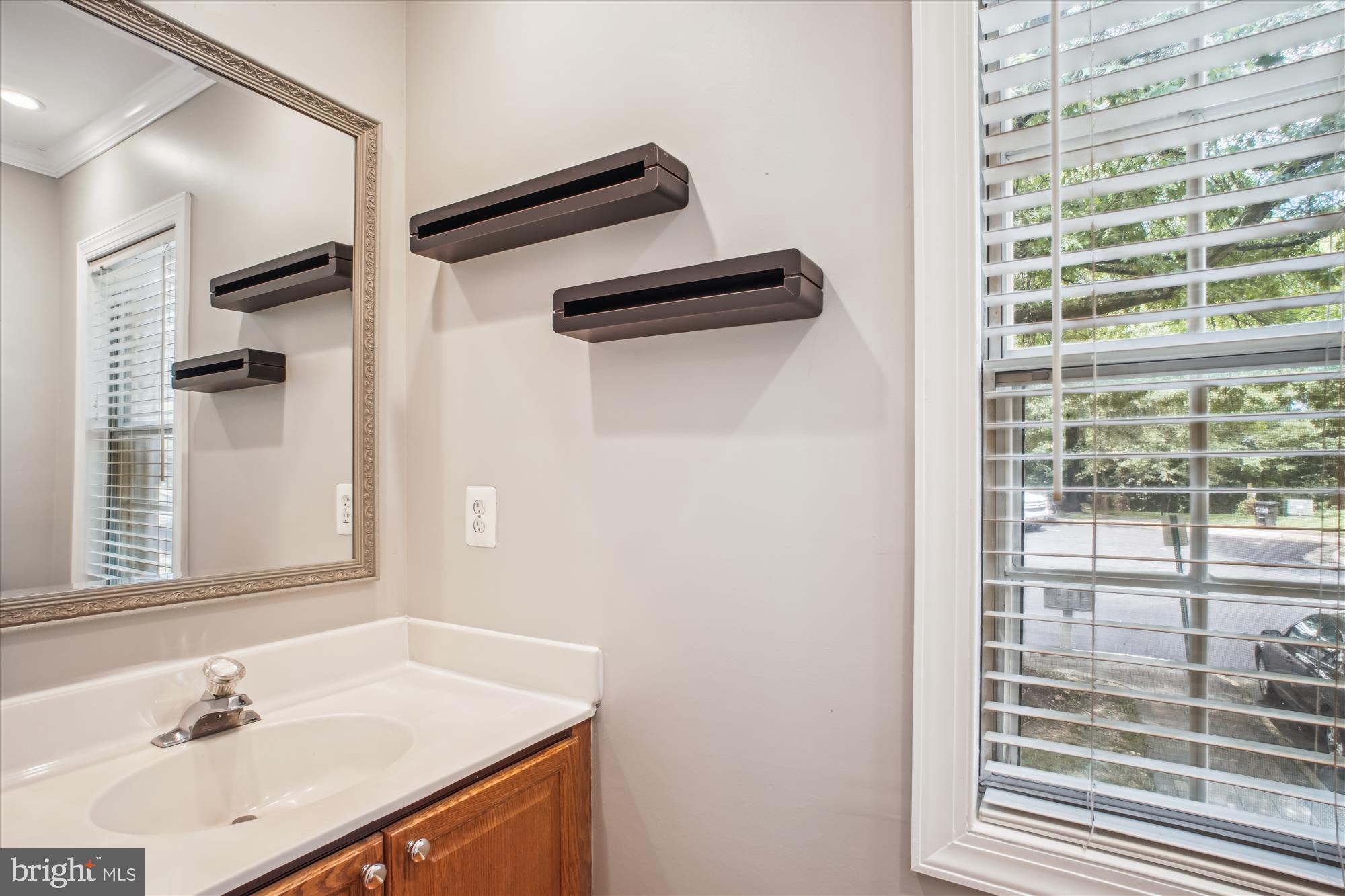 VILLAGE OF MOUNT AIR - Residential Lease