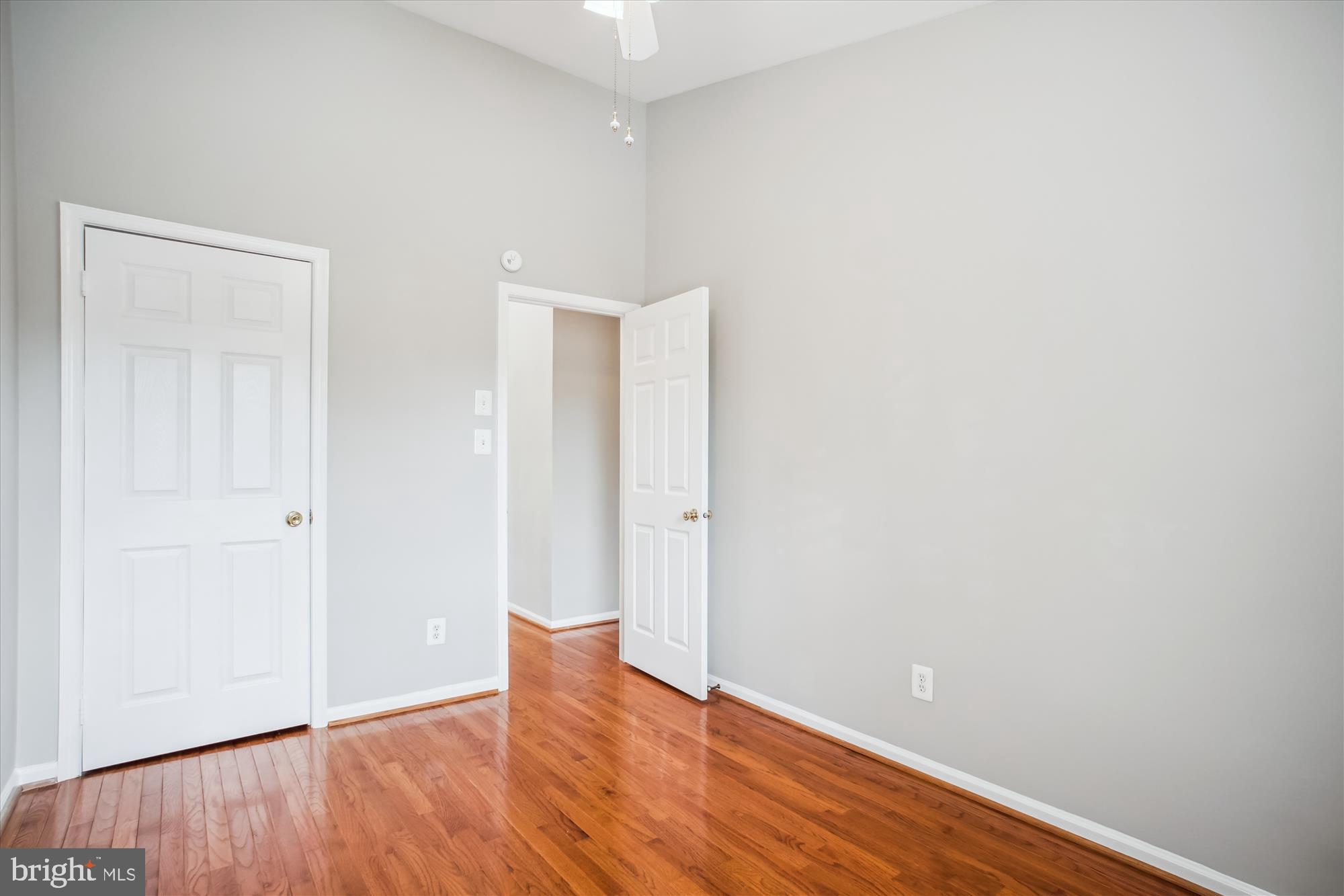 VILLAGE OF MOUNT AIR - Residential Lease