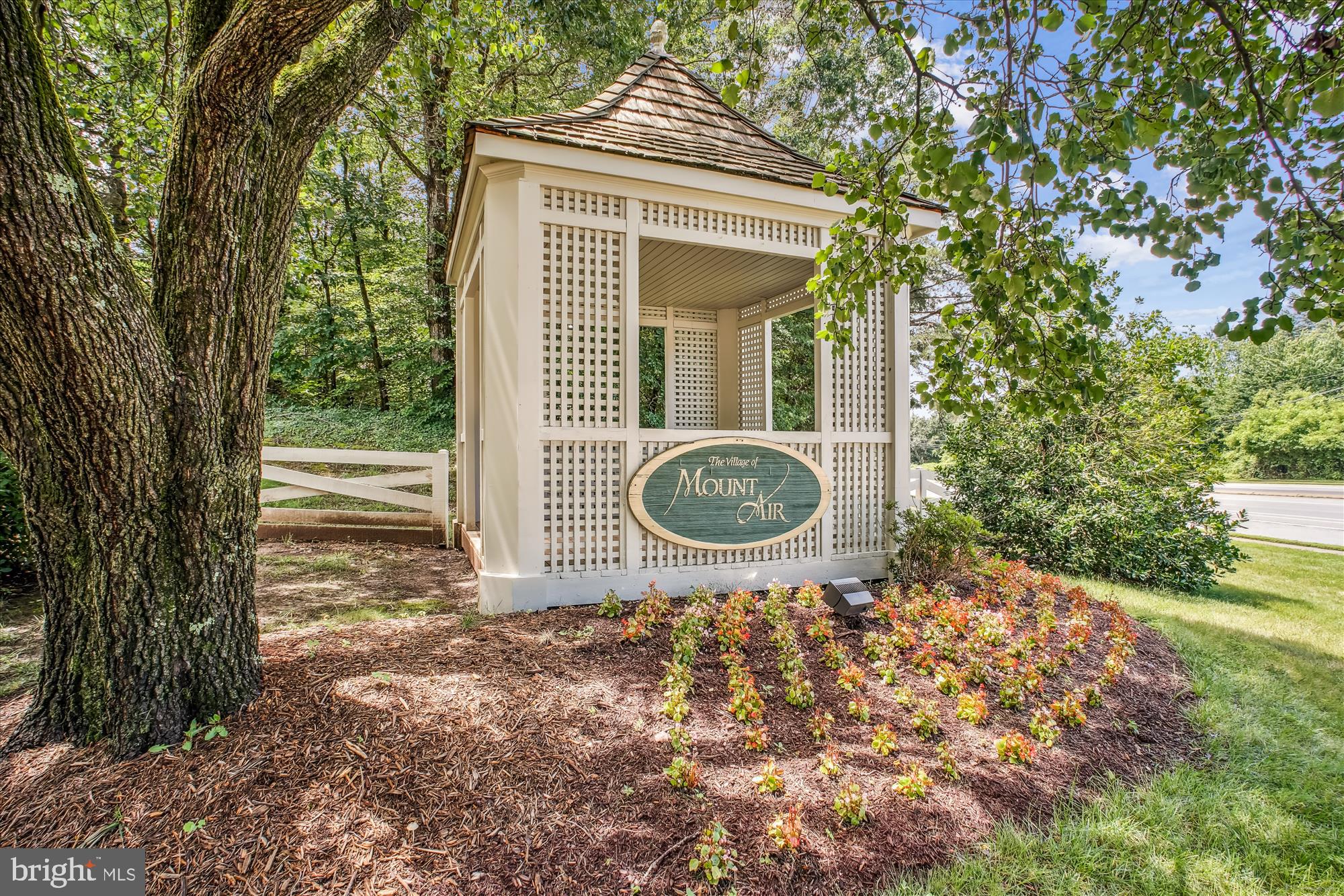 VILLAGE OF MOUNT AIR - Residential Lease