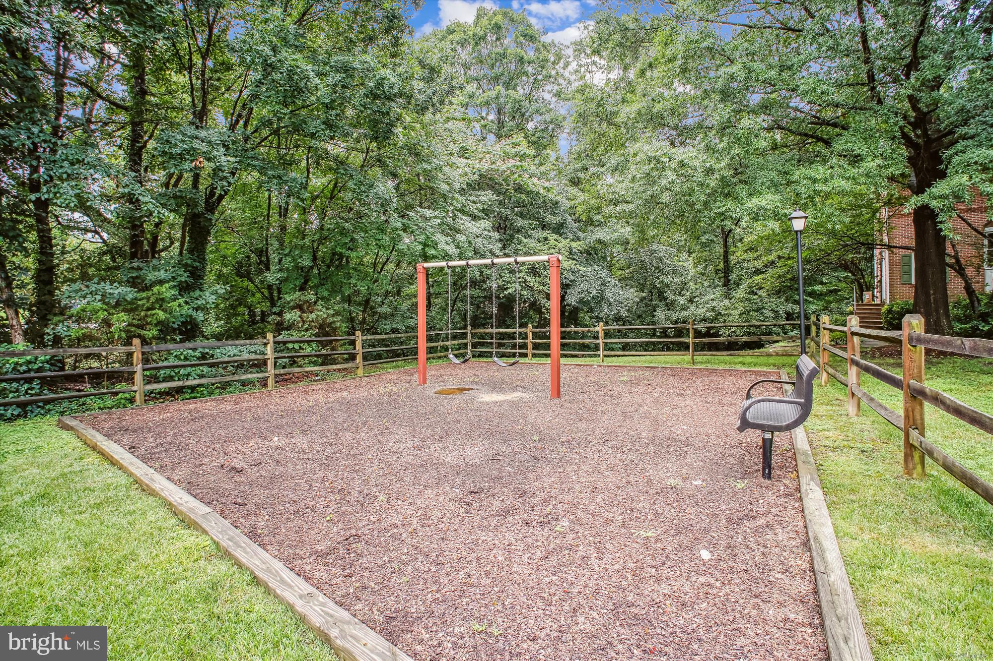 VILLAGE OF MOUNT AIR - Residential Lease